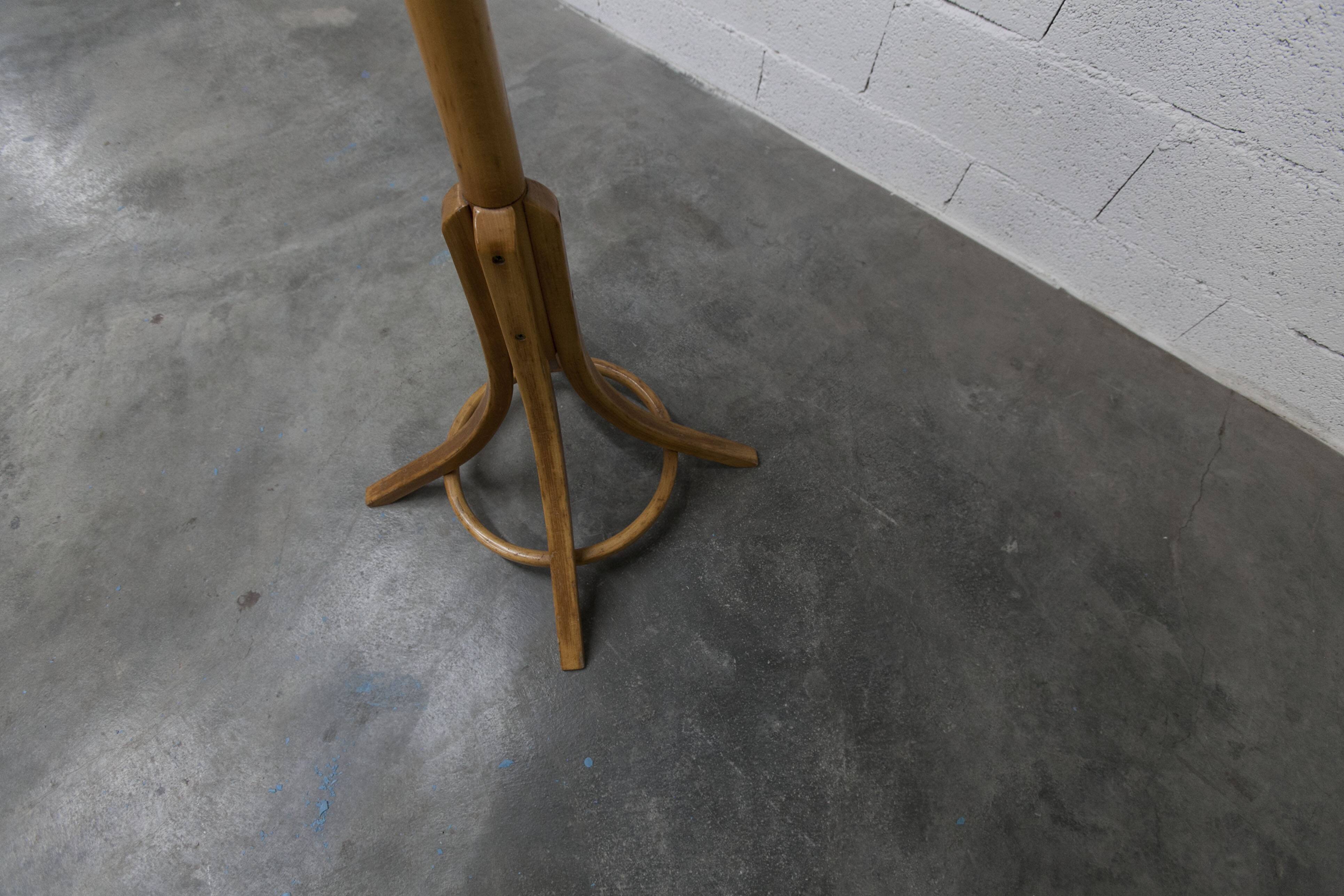 Baumann honey-colored parrot coat rack, 1970