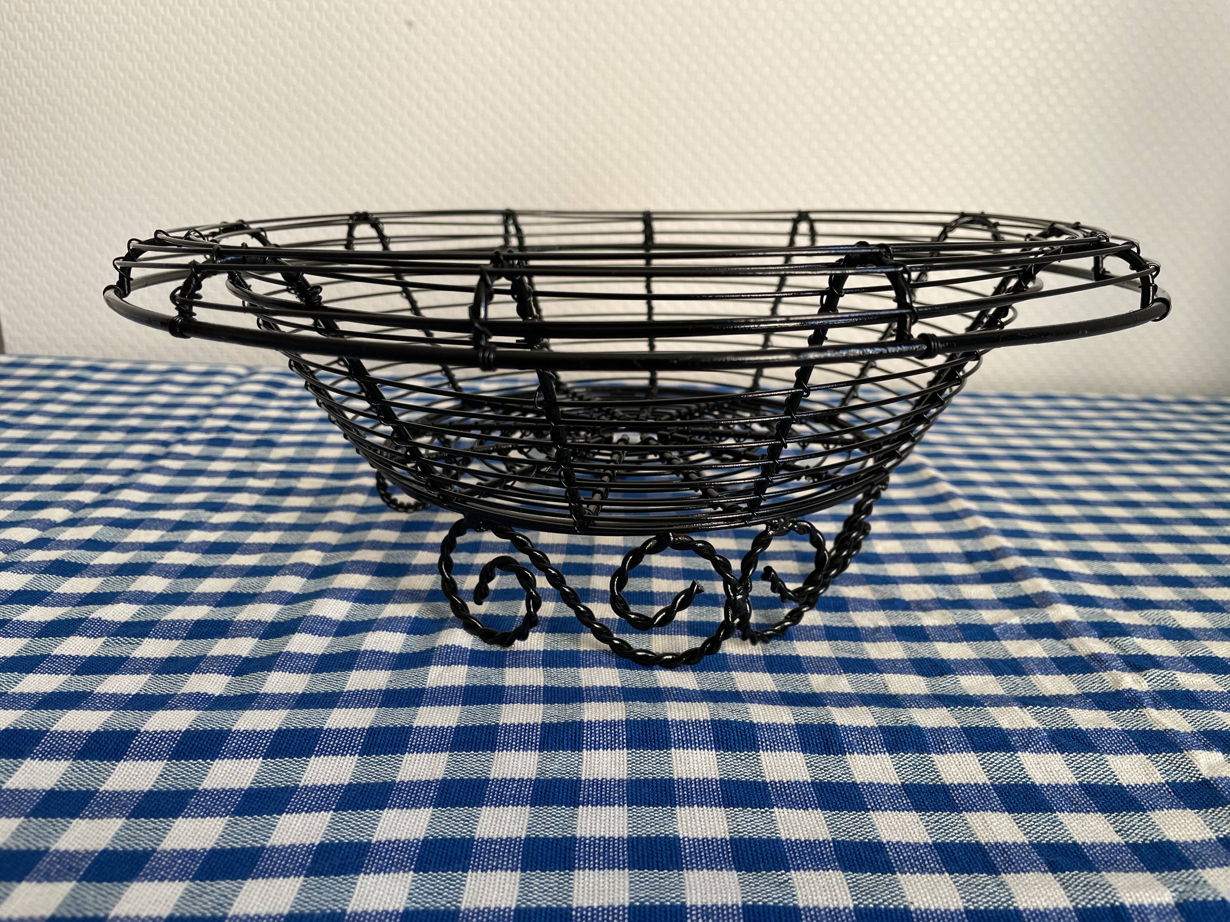 Wired metal basket