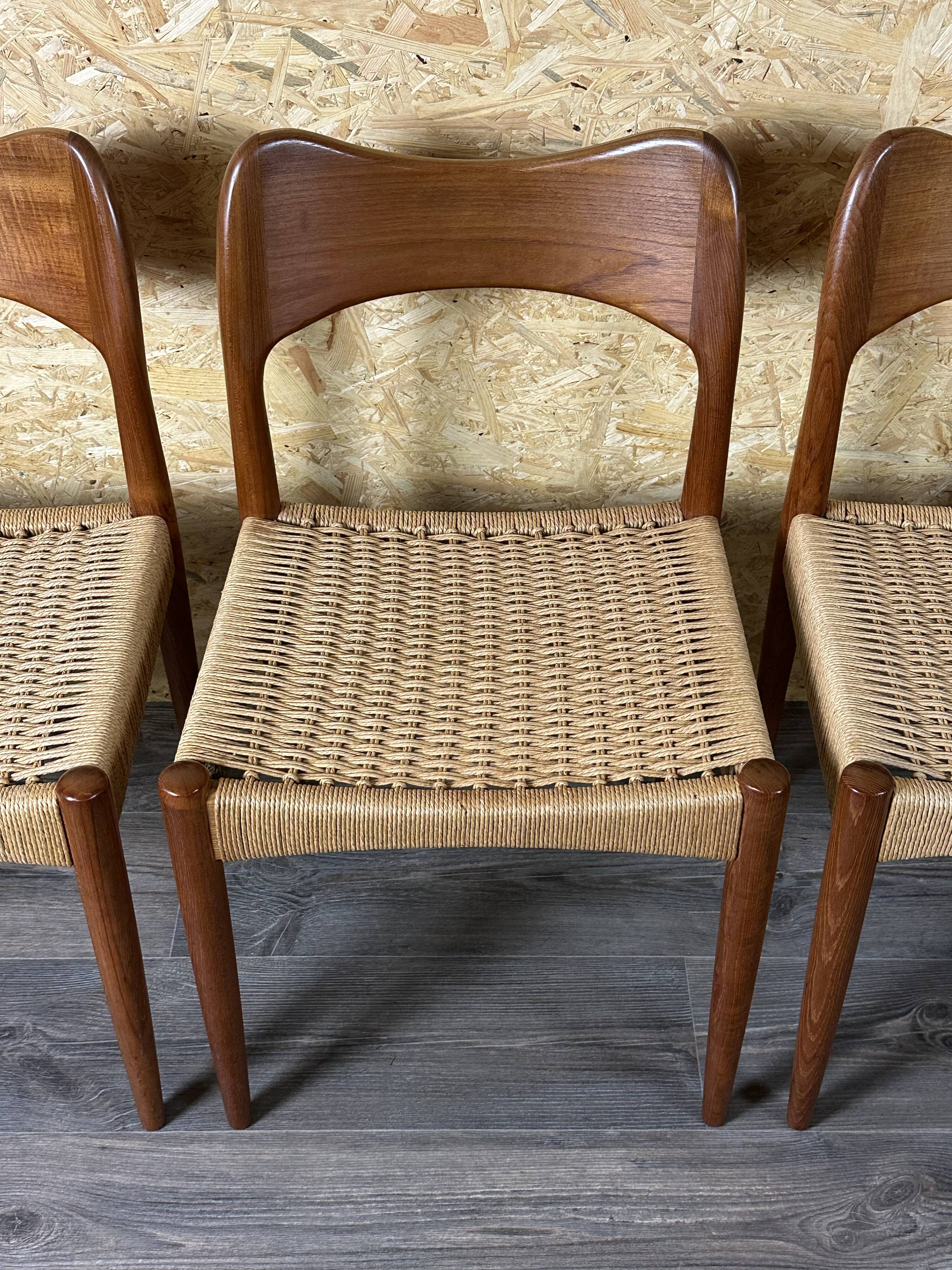 6 teak dining chairs from the 60s/70s by Niels O. Möller for J.L. Møllers 60s