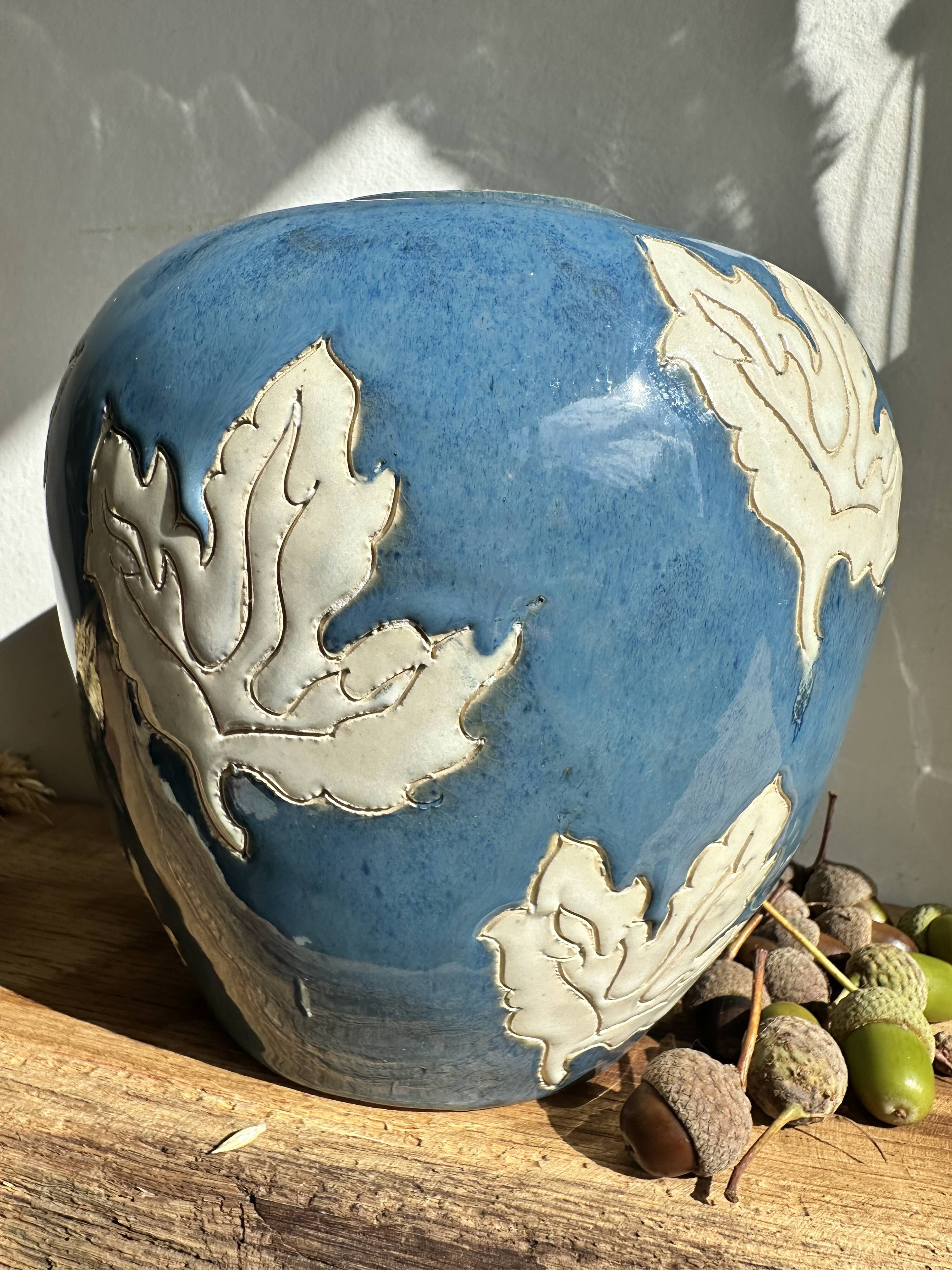 Magnificent Blue Glazed Ceramic Vase with White Plane Tree Leaves Decor