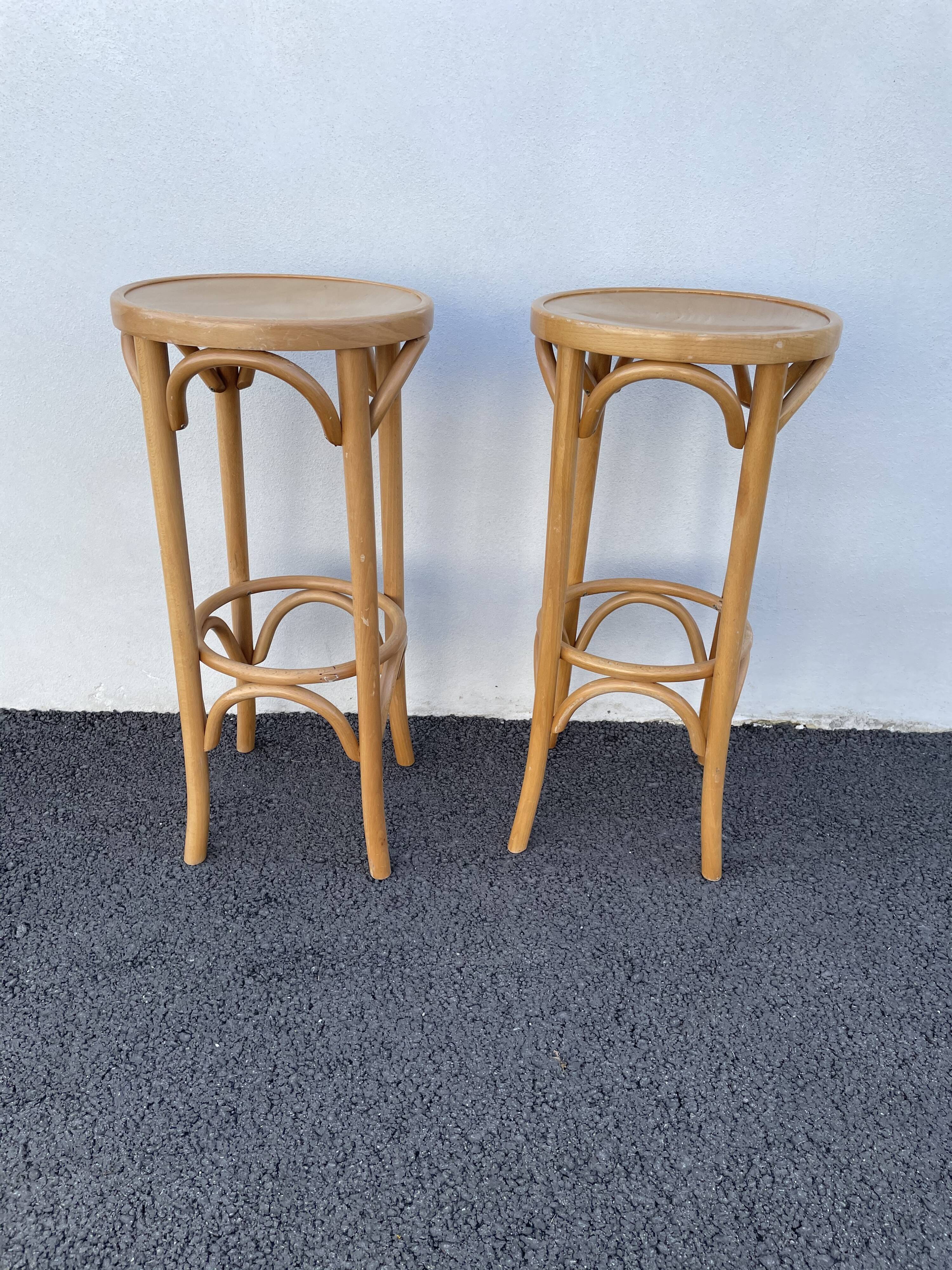 Curved wooden bar stool