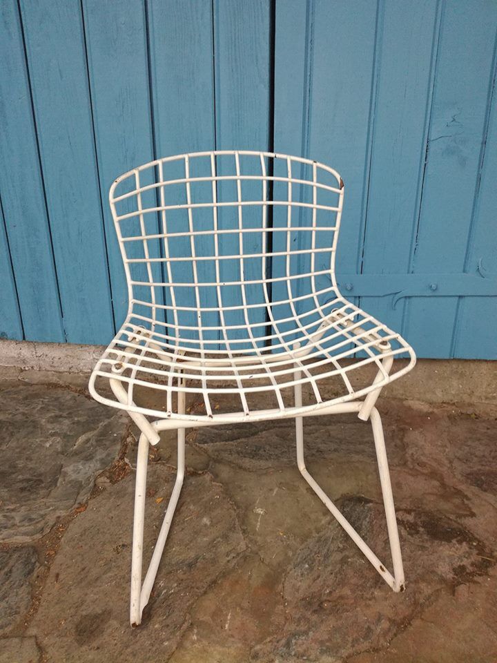Chair Baby of Harry Bertoia, edition Knoll of the 1970s