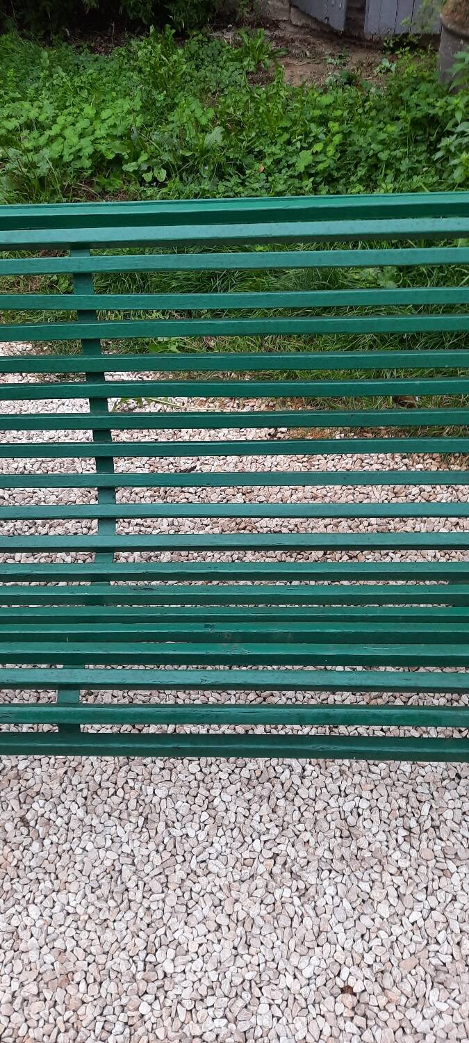 Garden bench with cast iron base