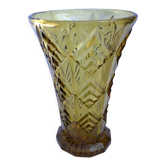 Vase verre moulé ambré