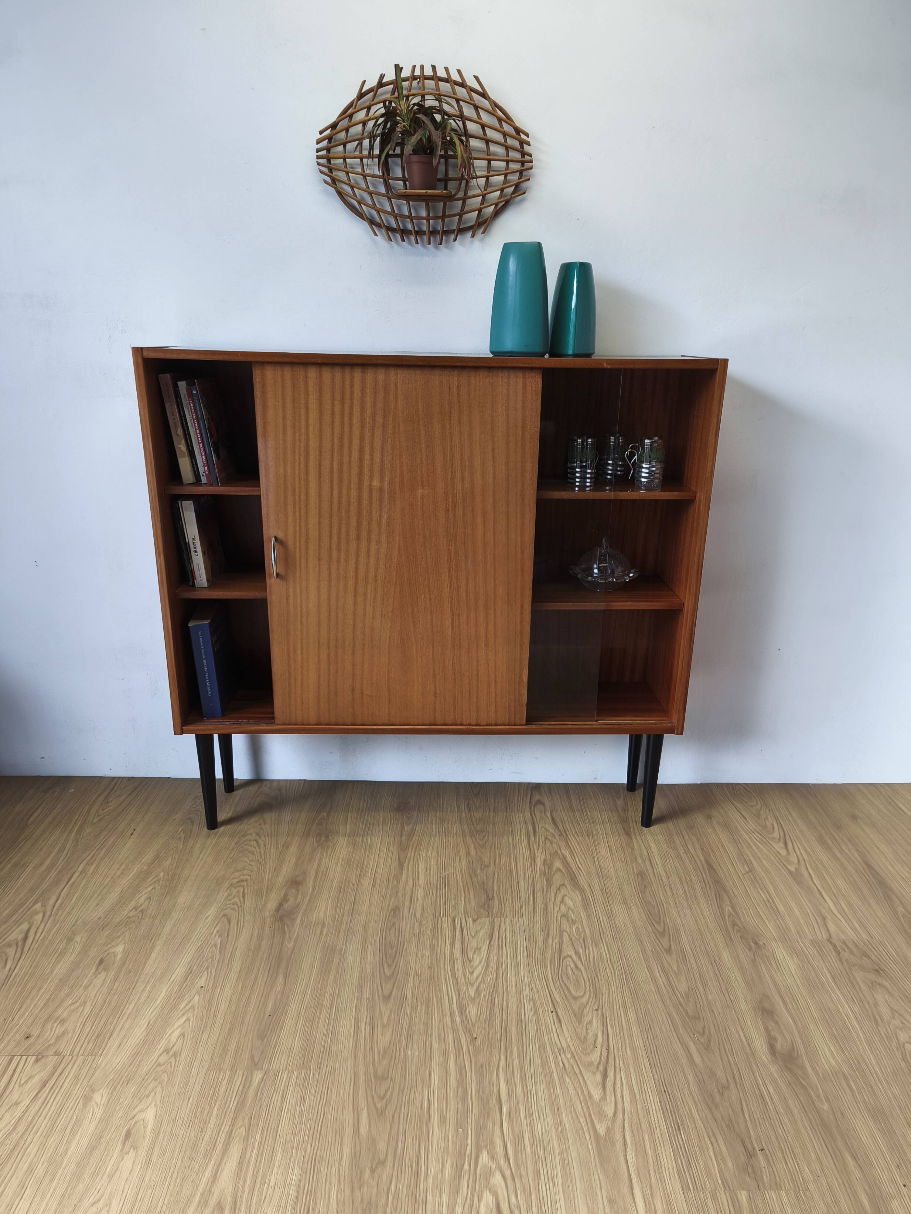 Modernist bookcase, 1970