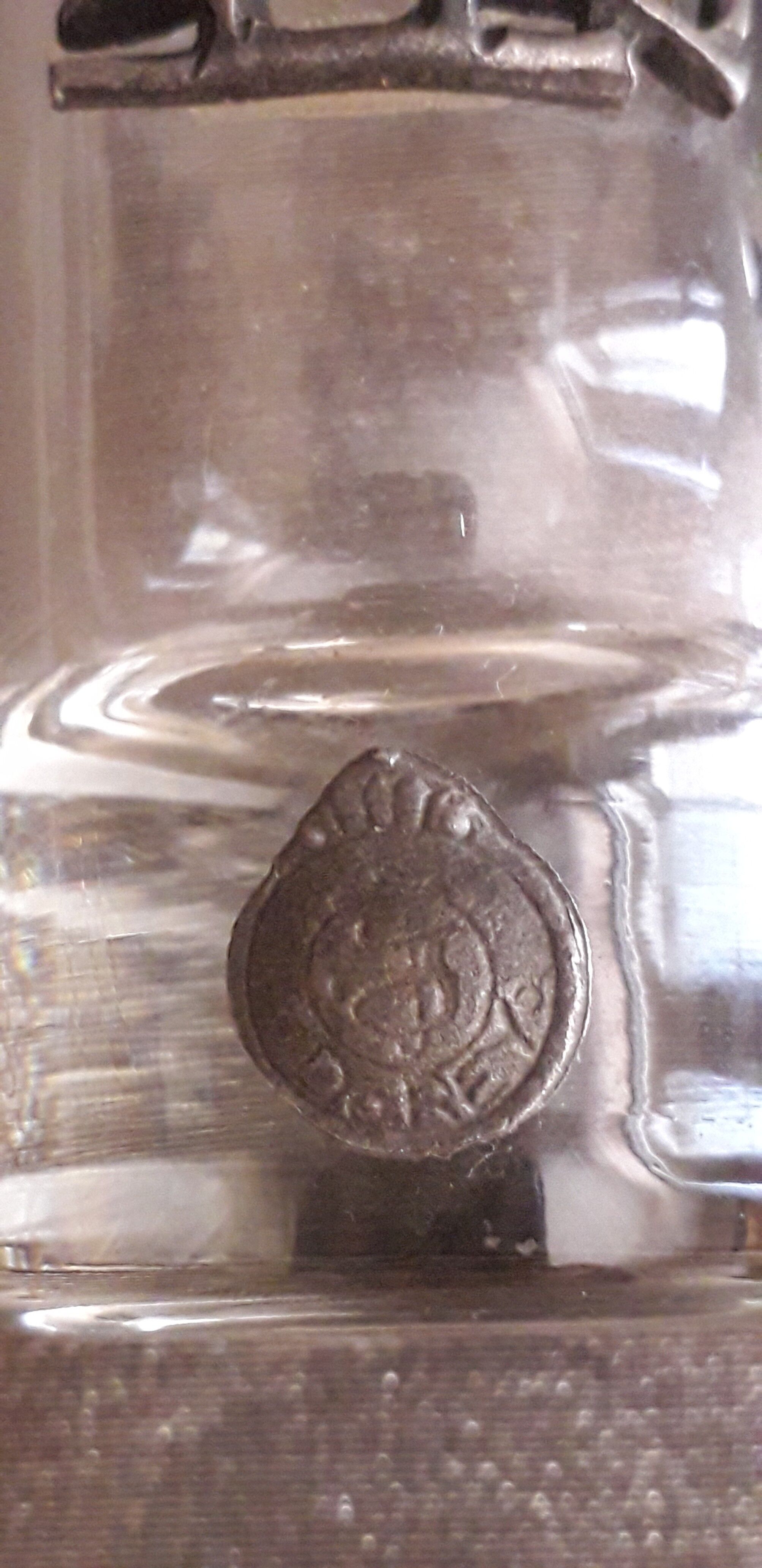 Glass liquor glass with tin sconces signed J. de Rey