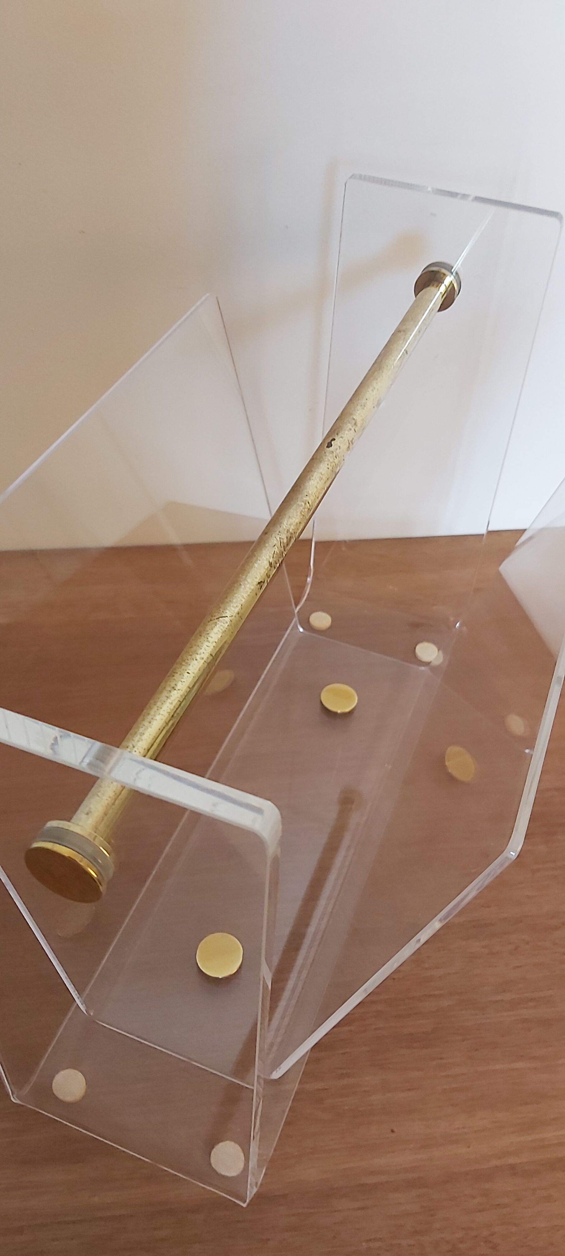 David Lange magazine holder in plexiglas