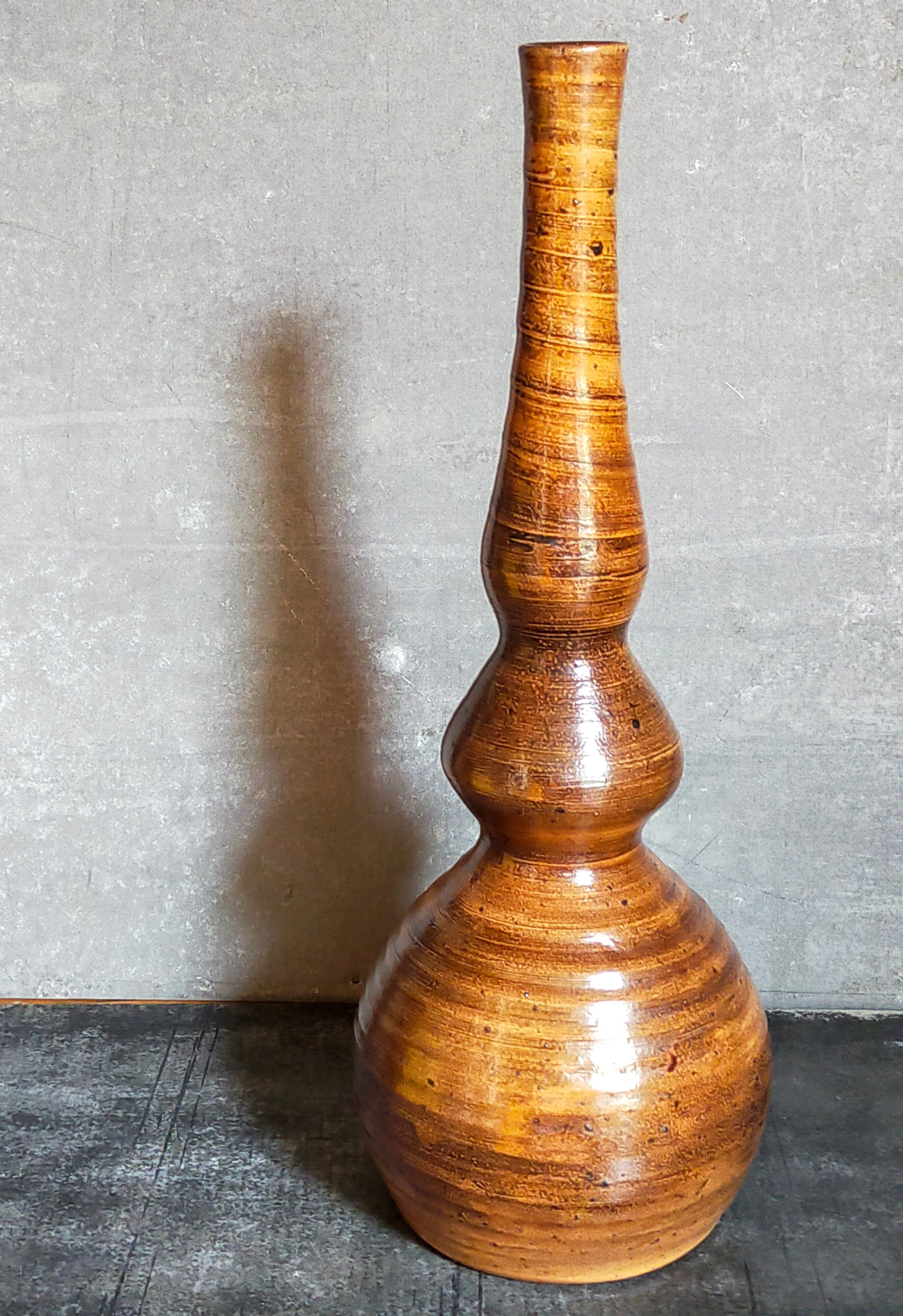 Potter's soliflore vase in vintage glazed stoneware