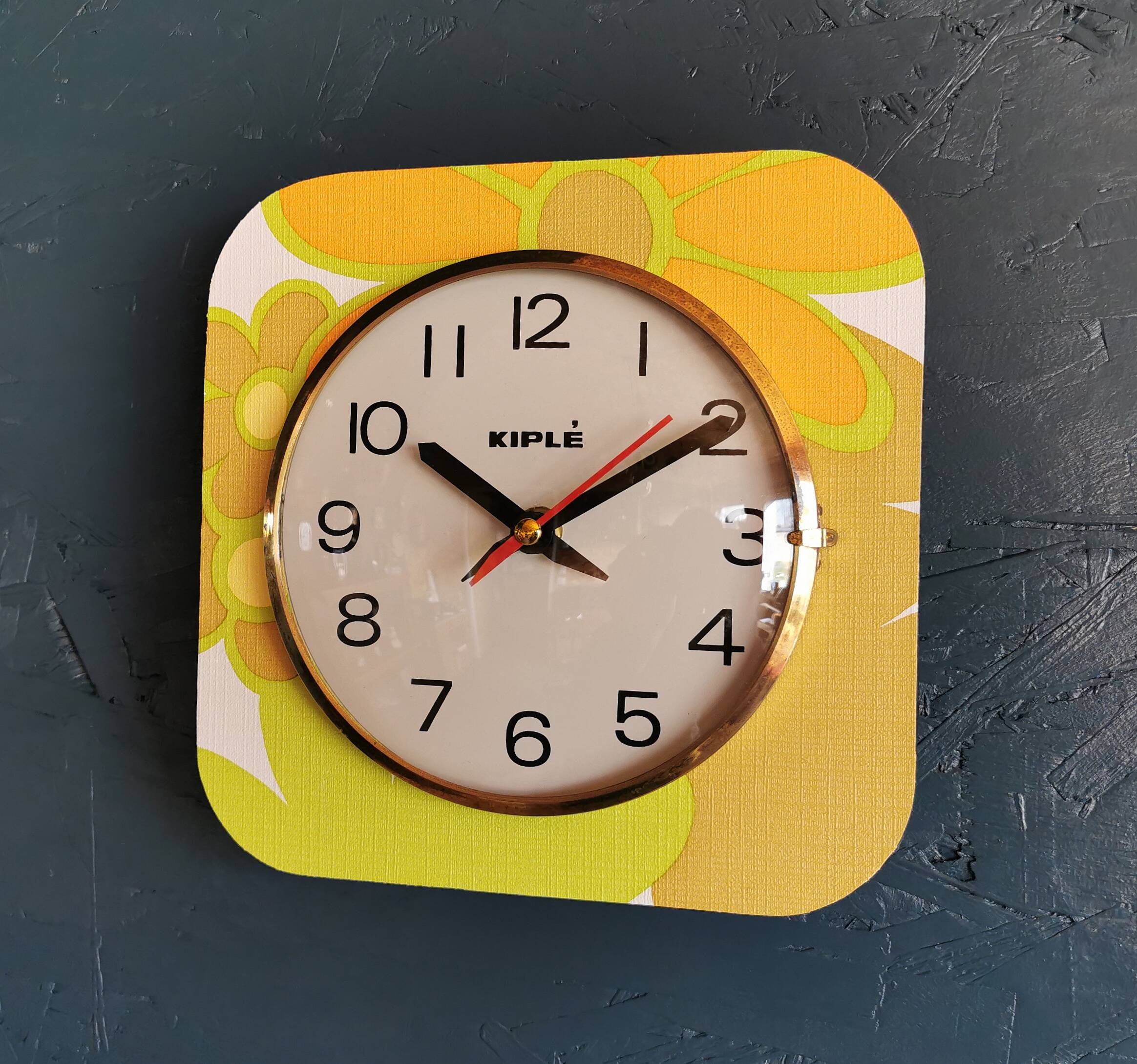 Vintage silent wall pendulum clock from the 60s square "Kiulé flowers"