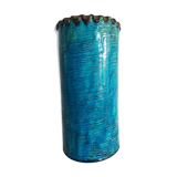 Vase rouleau à glaçure bleue signé Triki