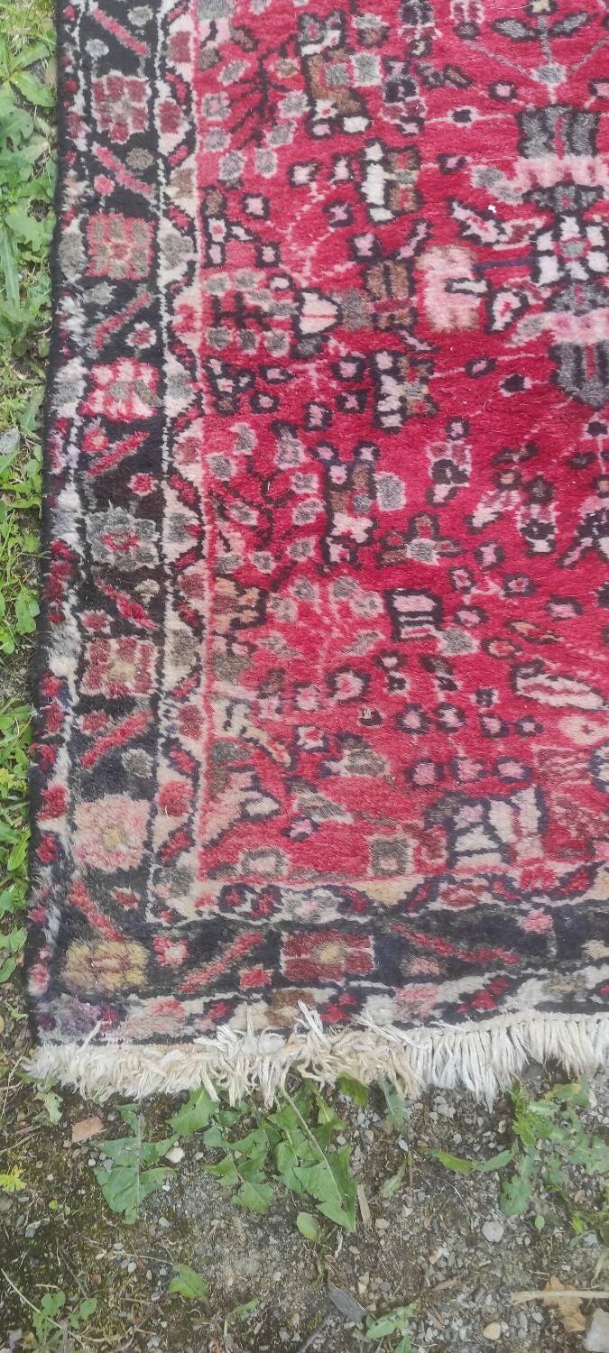 Wool carpet 4 m