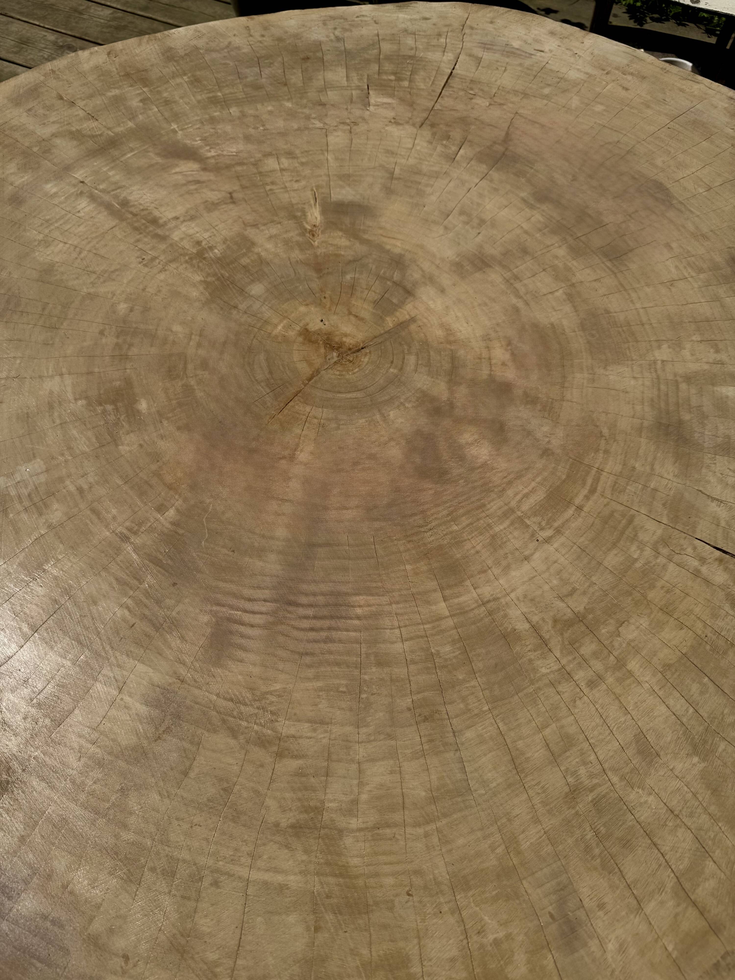 Solid wood coffee table - Unique piece -