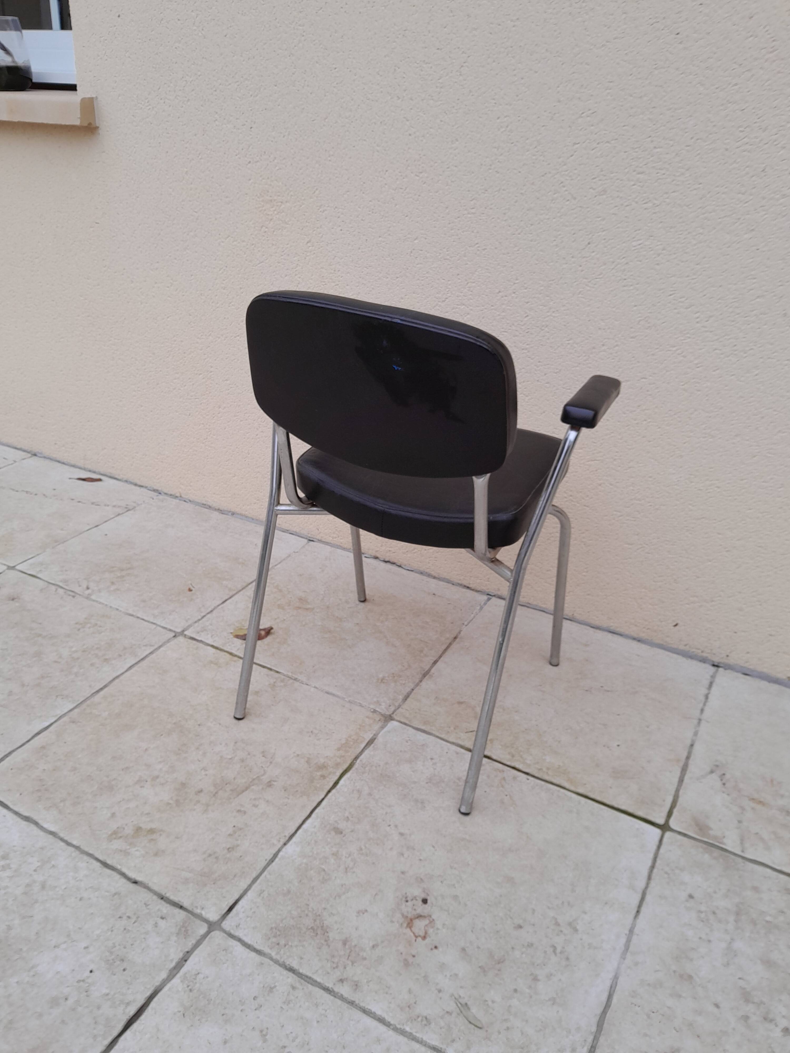 Vintage Italian design office chair