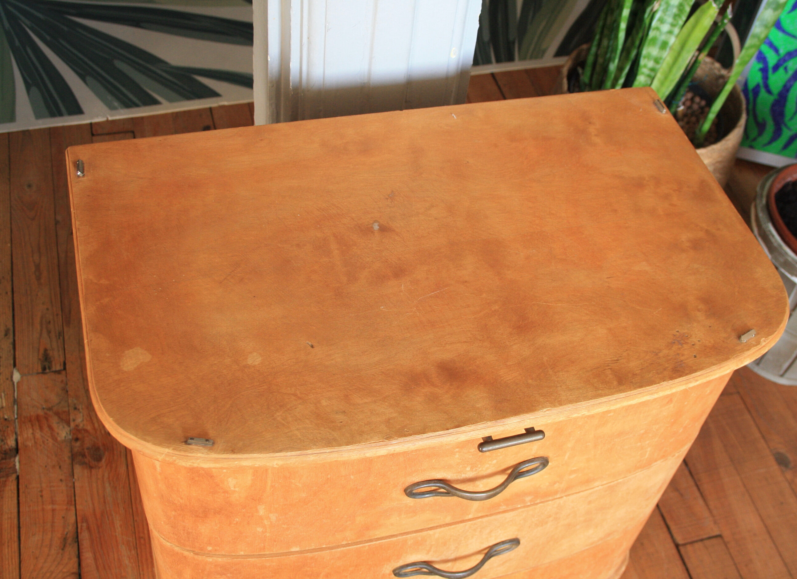 Old art deco chest of drawers