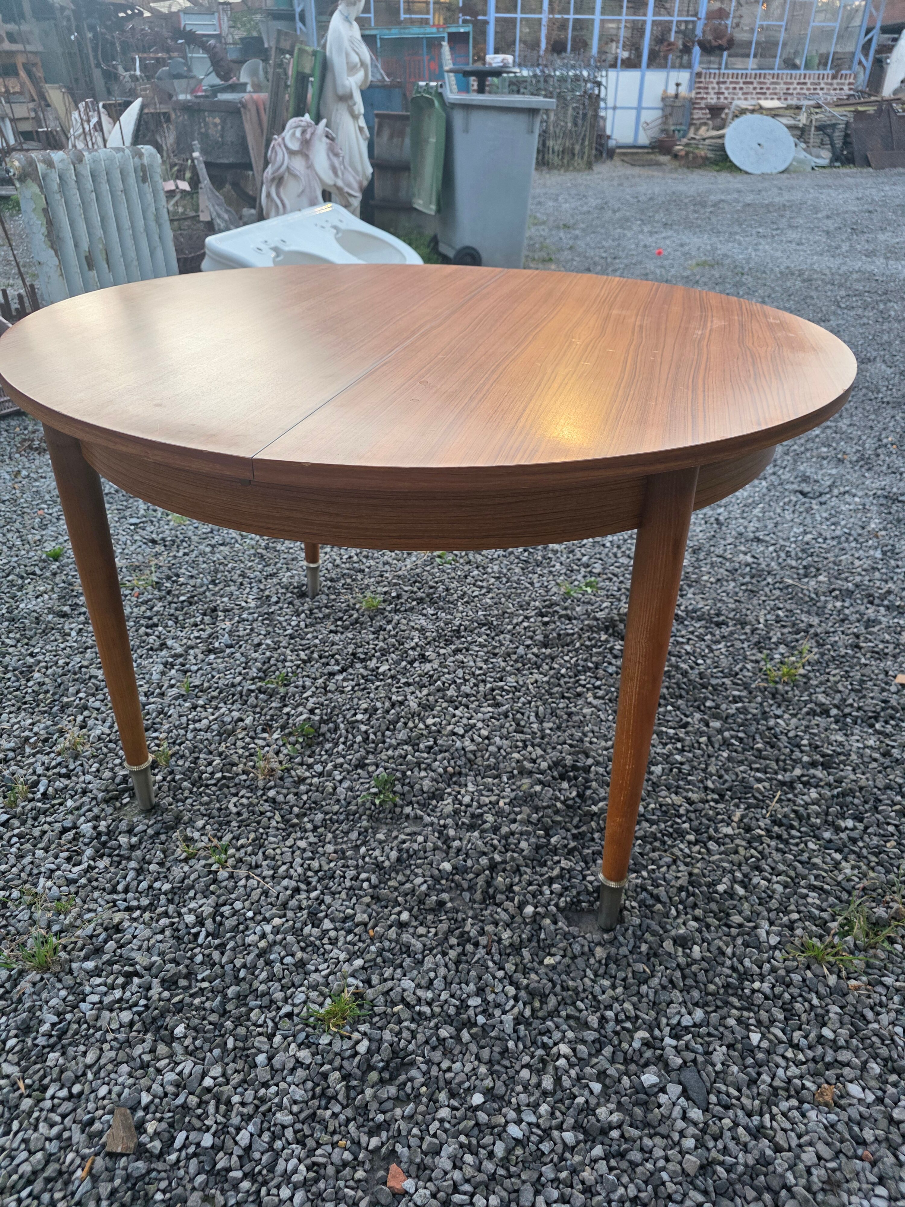 Table scandinave extensible en teck des années 60