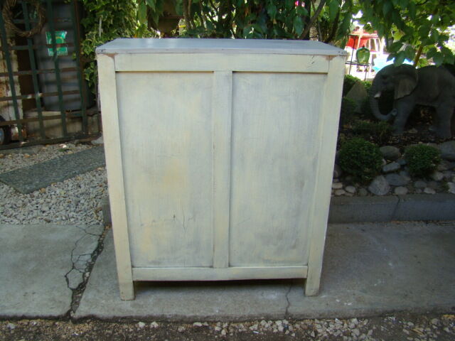 Former Parisian buffet