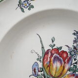 Série de 5 assiettes creuses Villeroy et Boch décor Mettlach fleurs