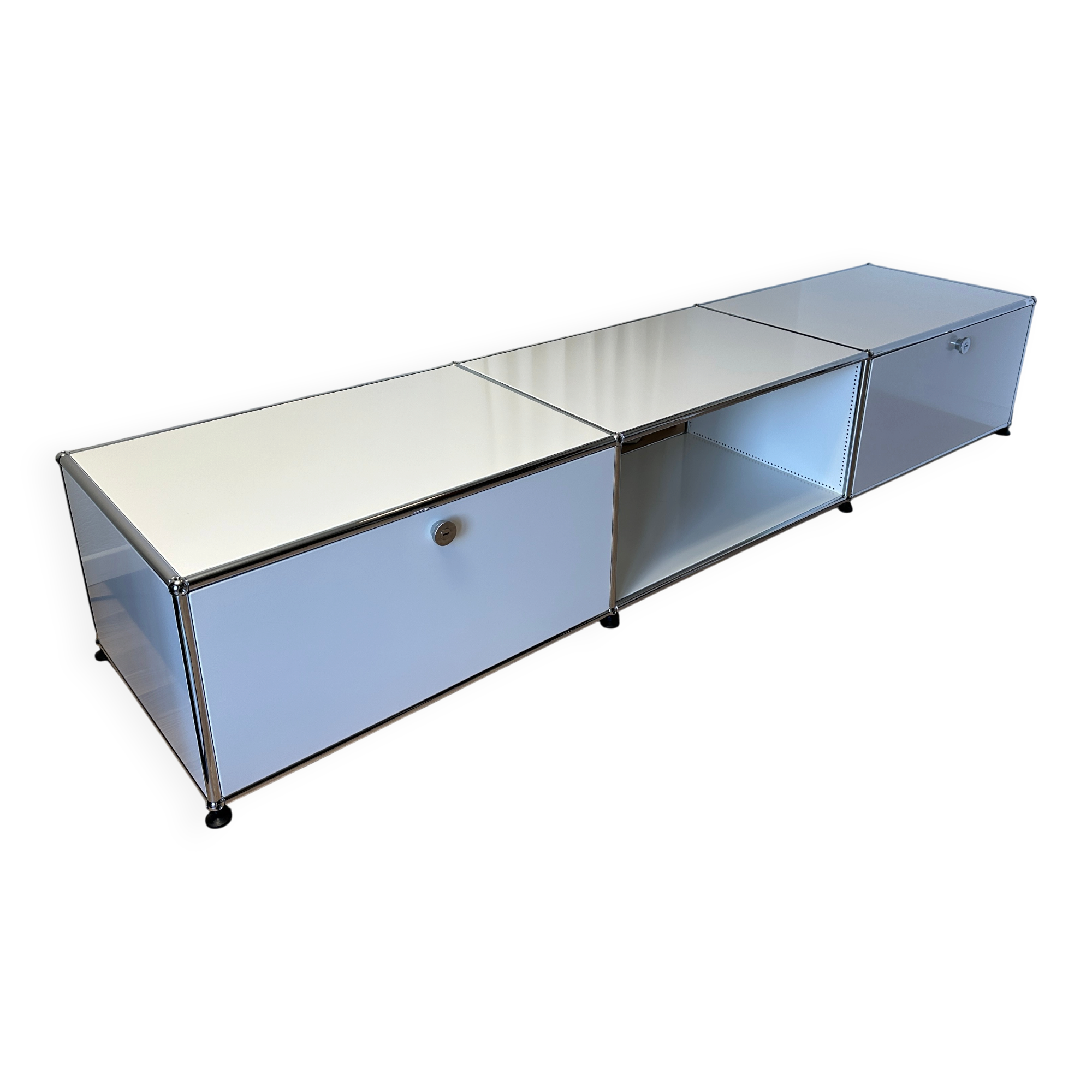 USM Haller TV unit in Pure White