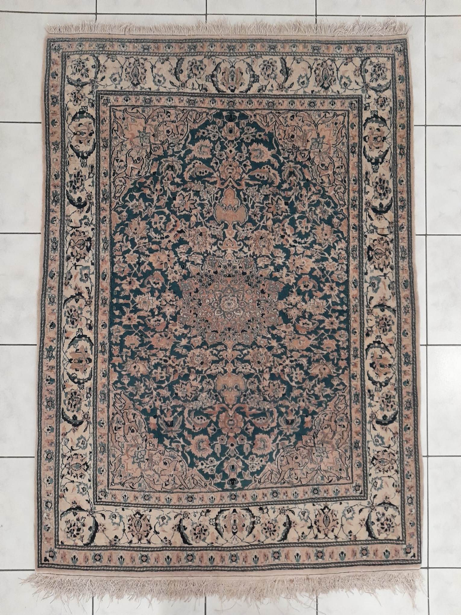 Handmade Pakistani Nain rug 166x116cm