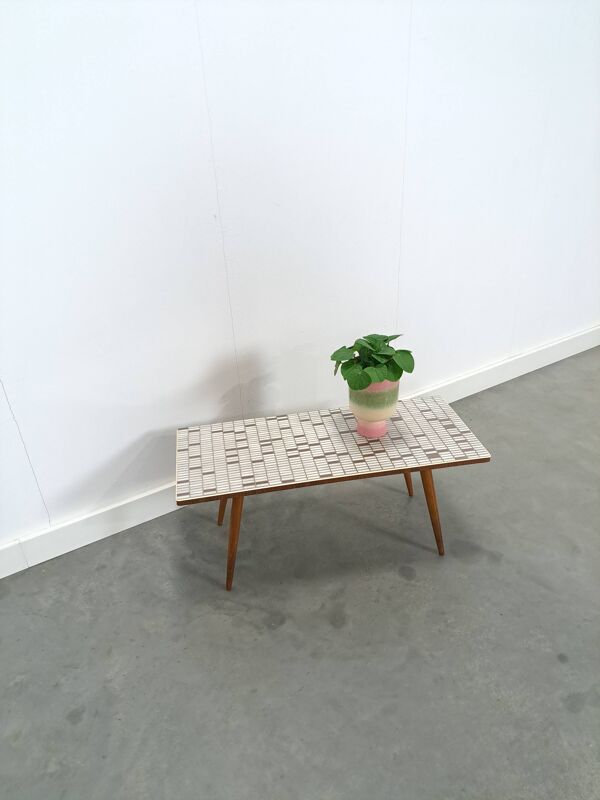 Table d'appoint en formica Opal avec pieds en bois, table à plantes