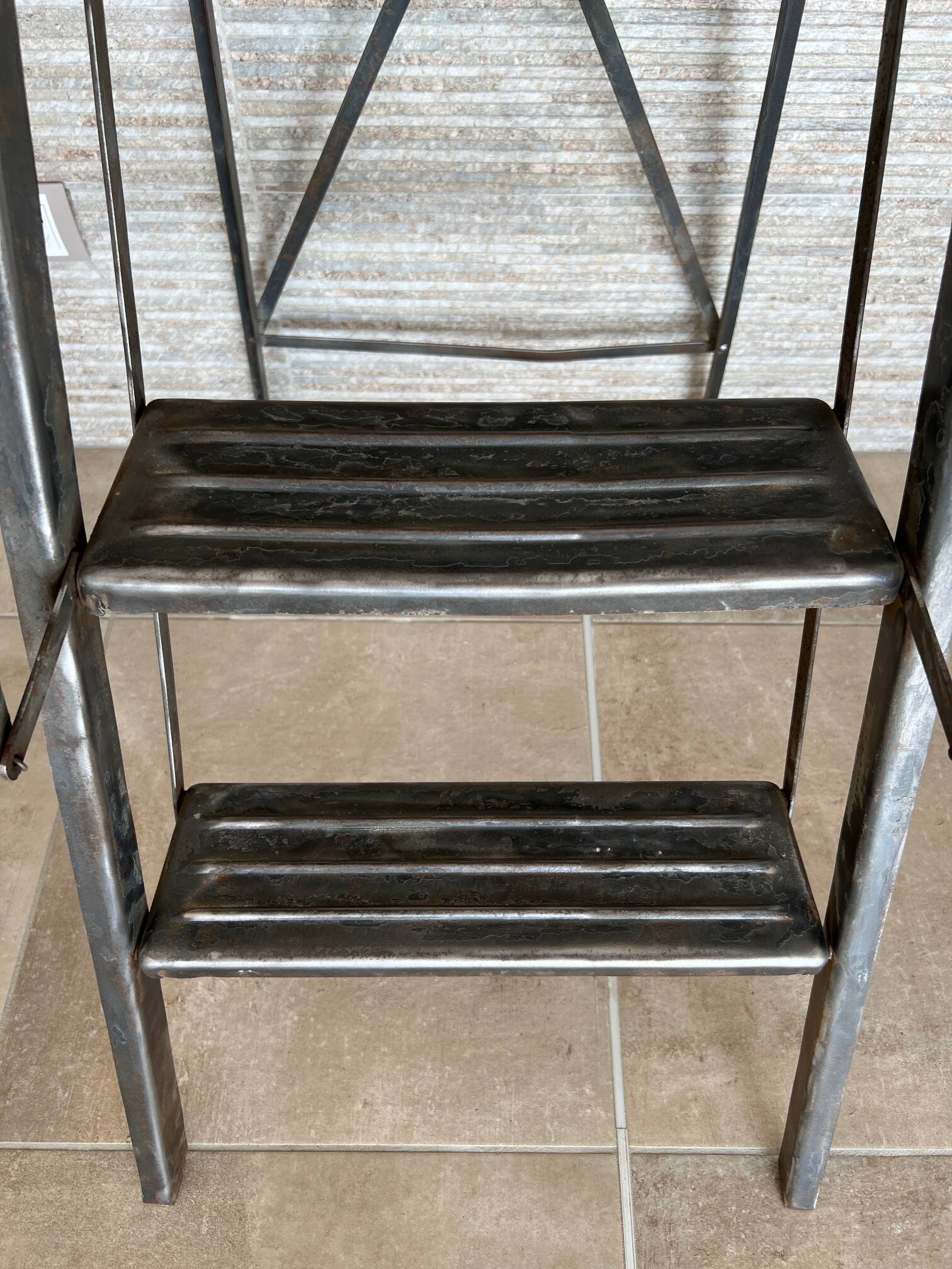 Manufrance 1930 industrial metal stepladder