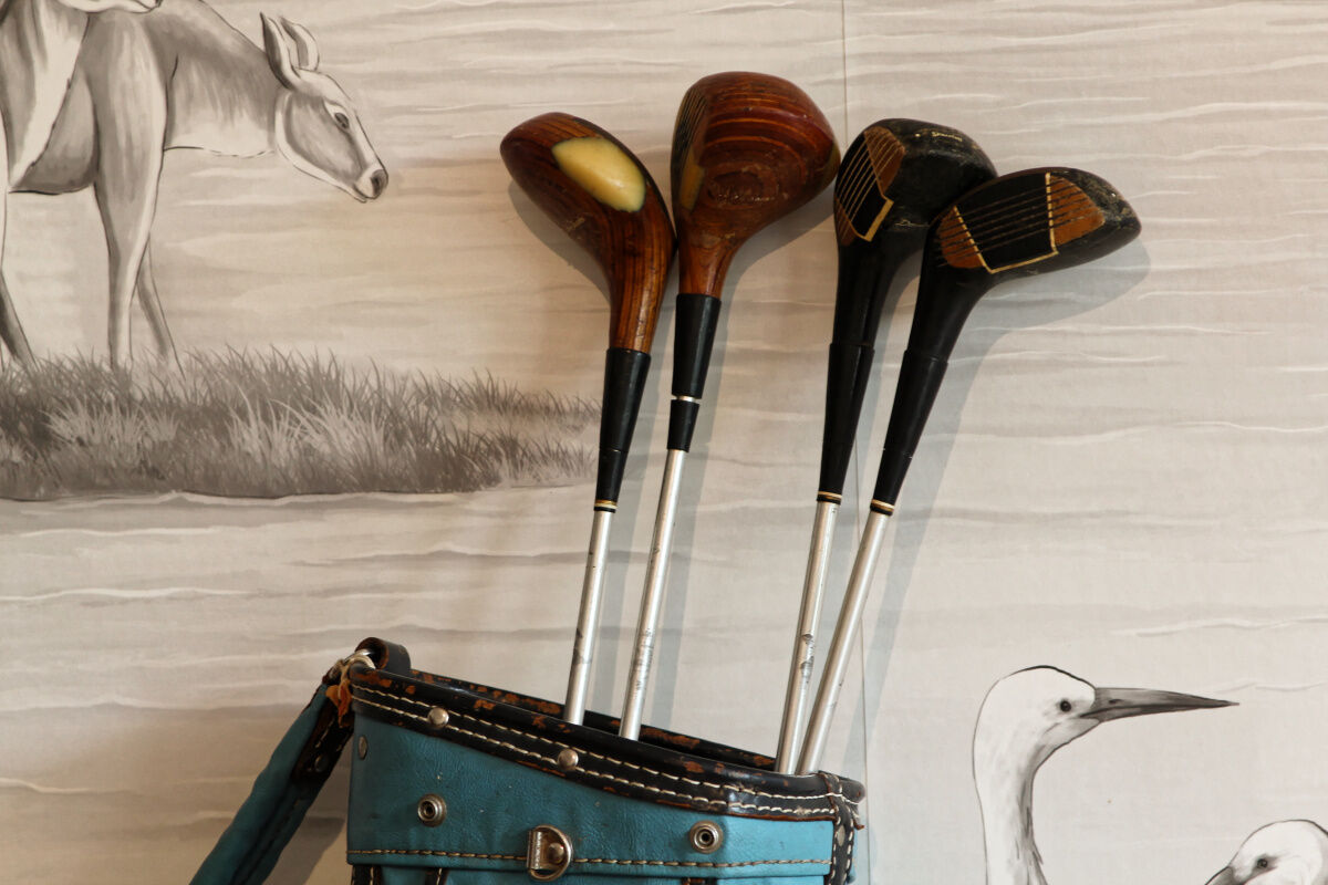 Burton golf bag and vintage clubs