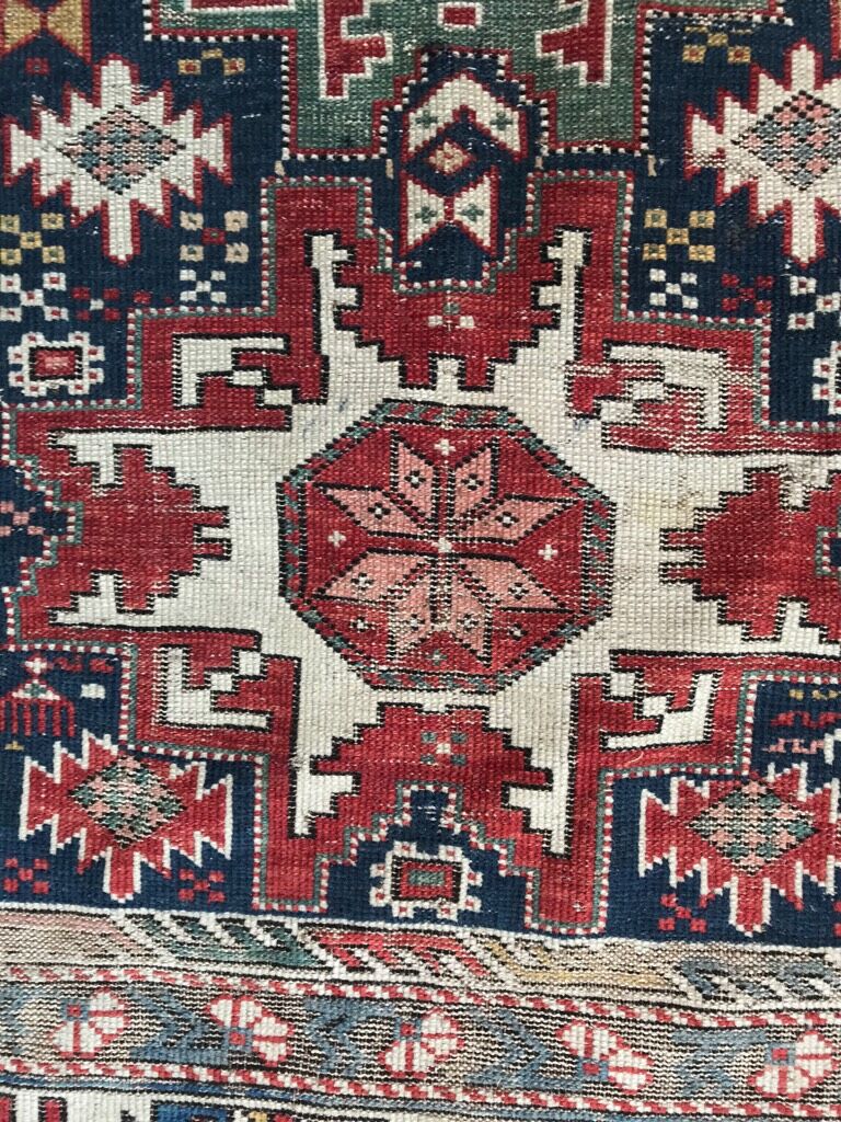 Carpet old Caucasian chirwan lesgui 133x100 cm