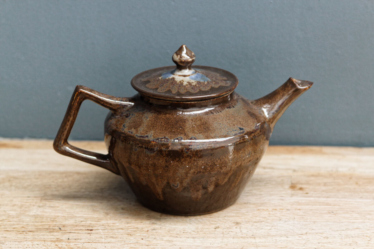 Glazed sandstone teapot