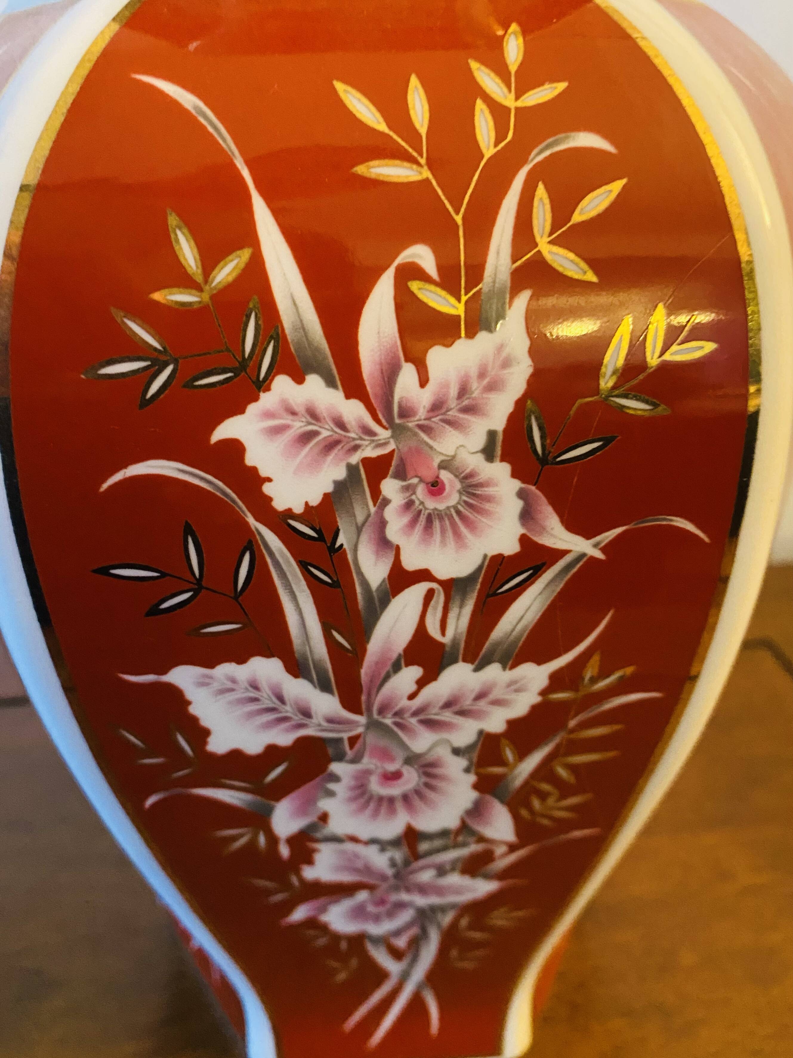 Red and gold porcelain vase