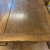 Farm table with its 2 benches.