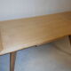 Table vintage 1960 pieds compas chéne clair