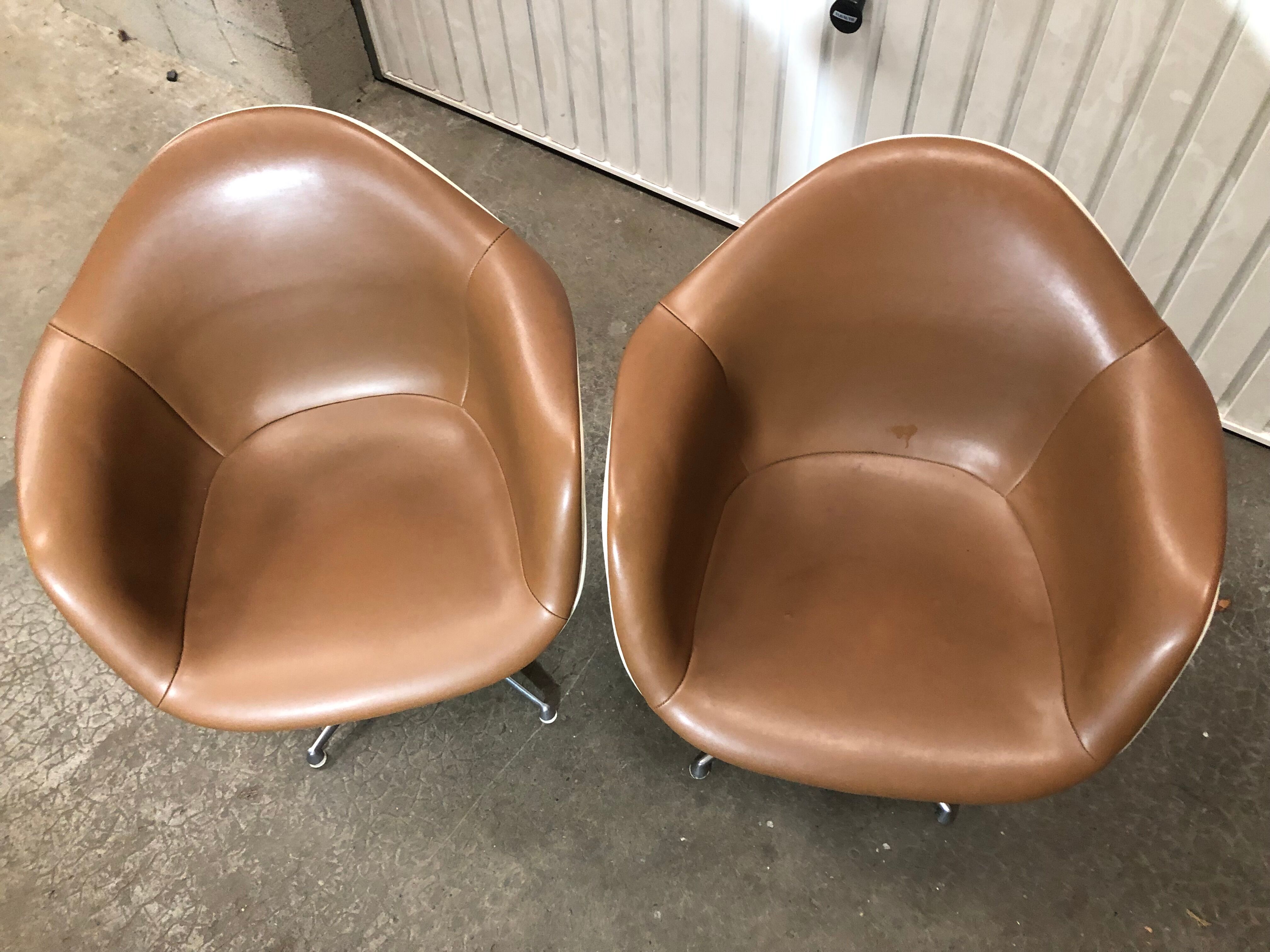 Pair of armchairs La Fonda design Charles Eames