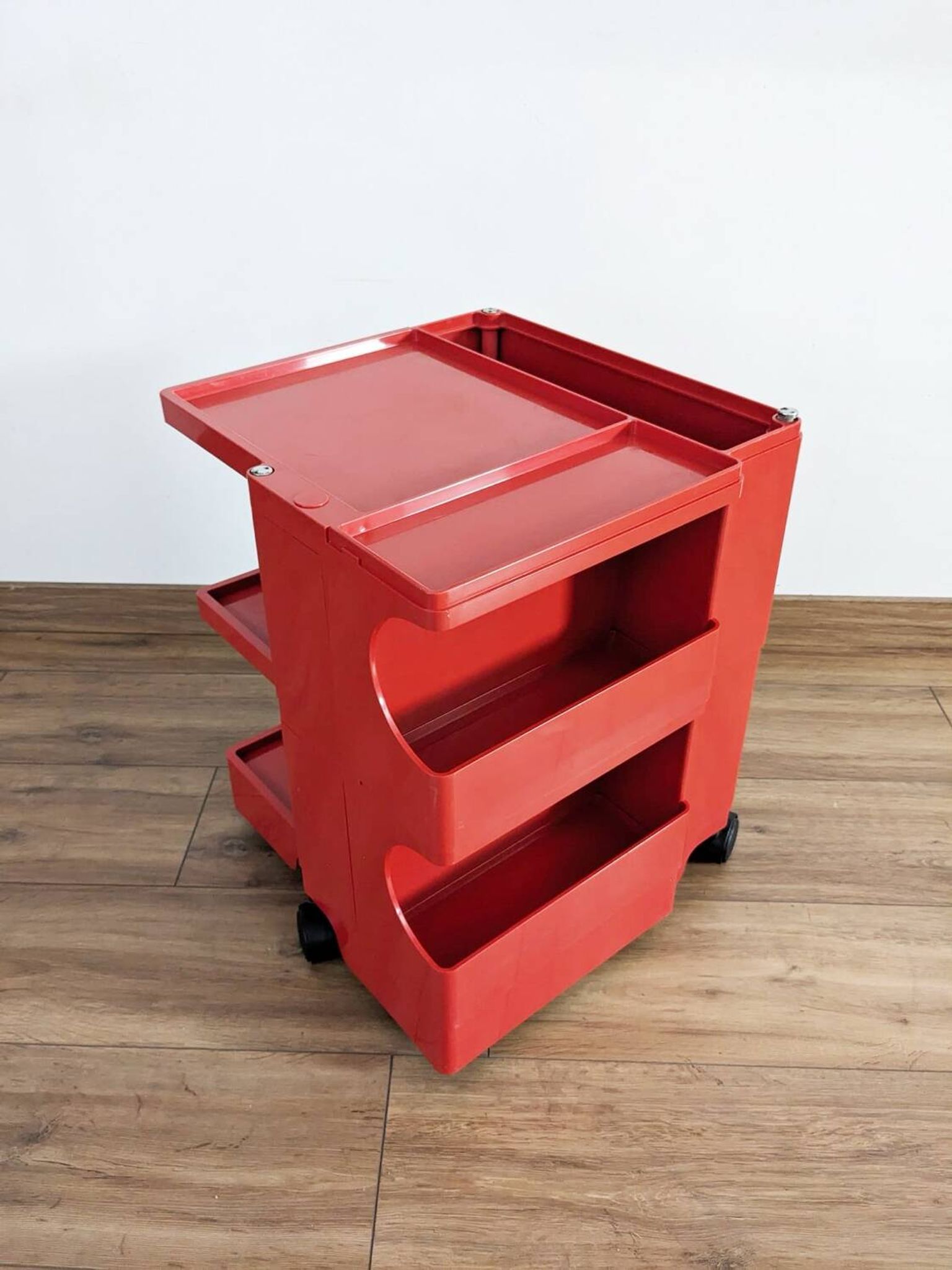 Boby 3 Joe Colombo Serving Trolley