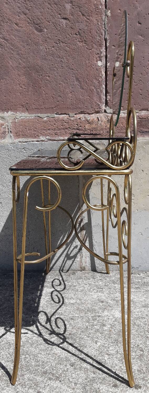 Dressing table and chair in gilded metal and opaline glass.