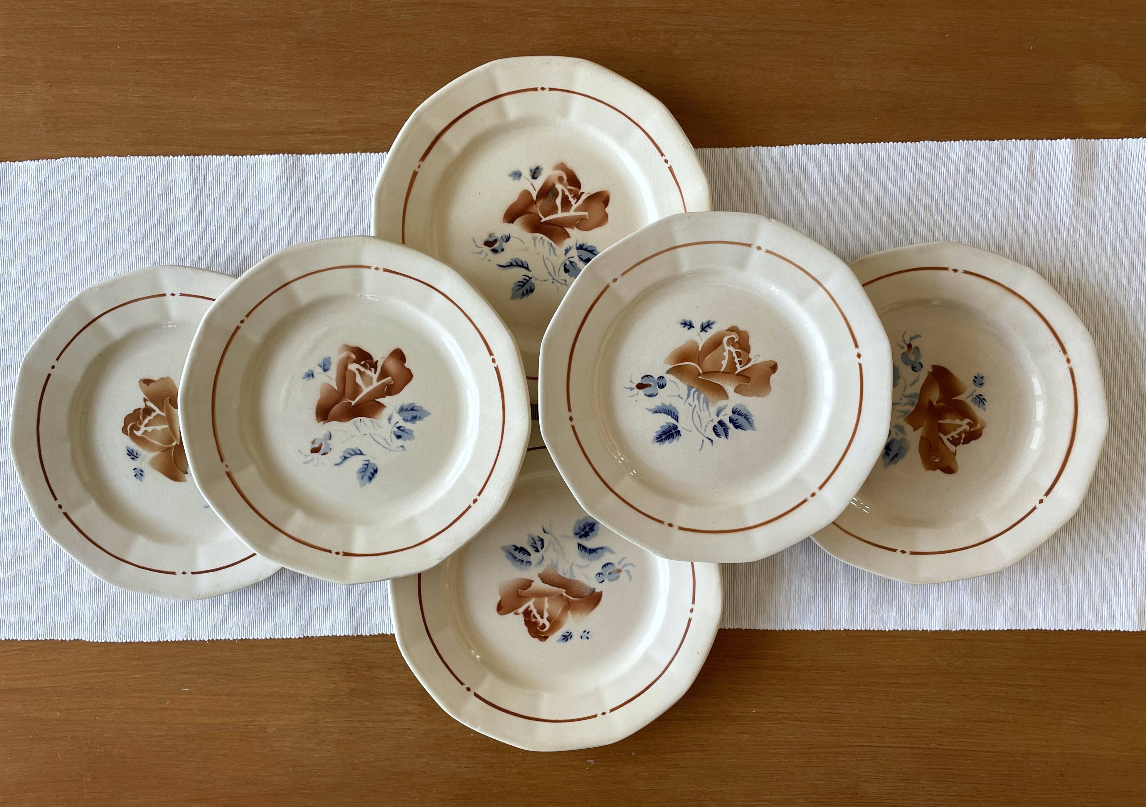6 antique flat plates in Sarreguemines earthenware.