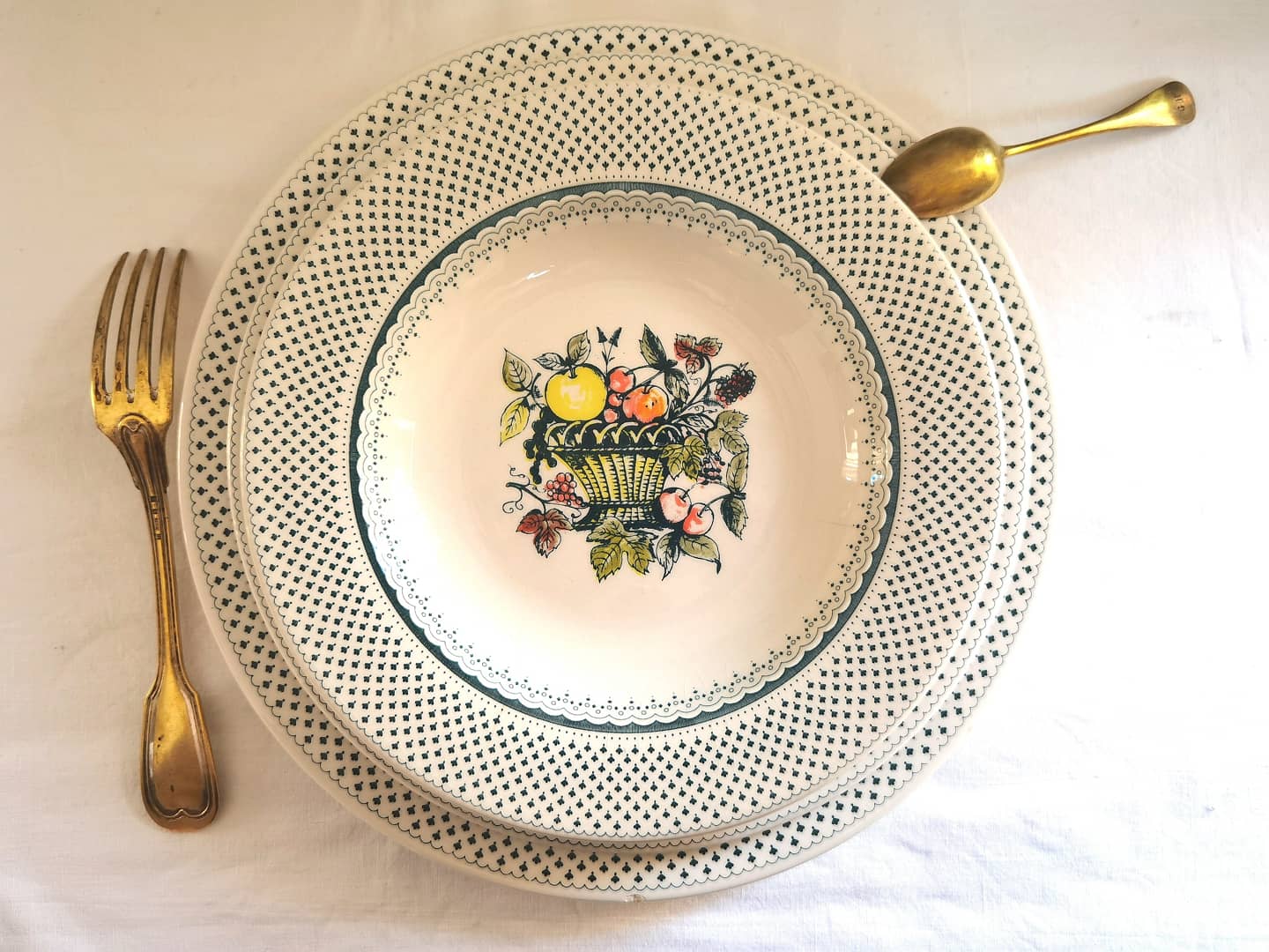 Service de 18 assiettes