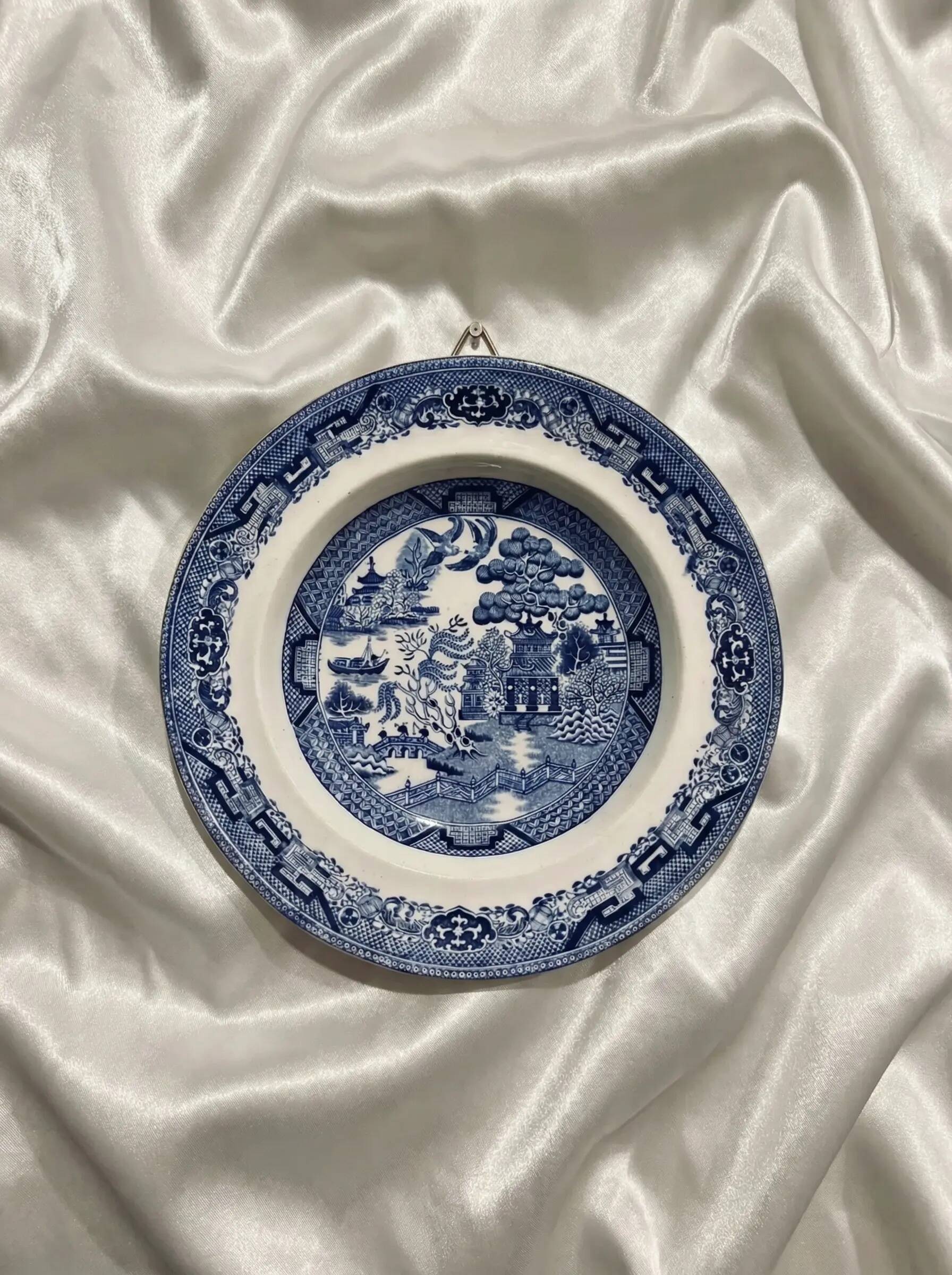 "Blue Willow" Indo-Chinese Plate - Ceramica Richard - 19th Century