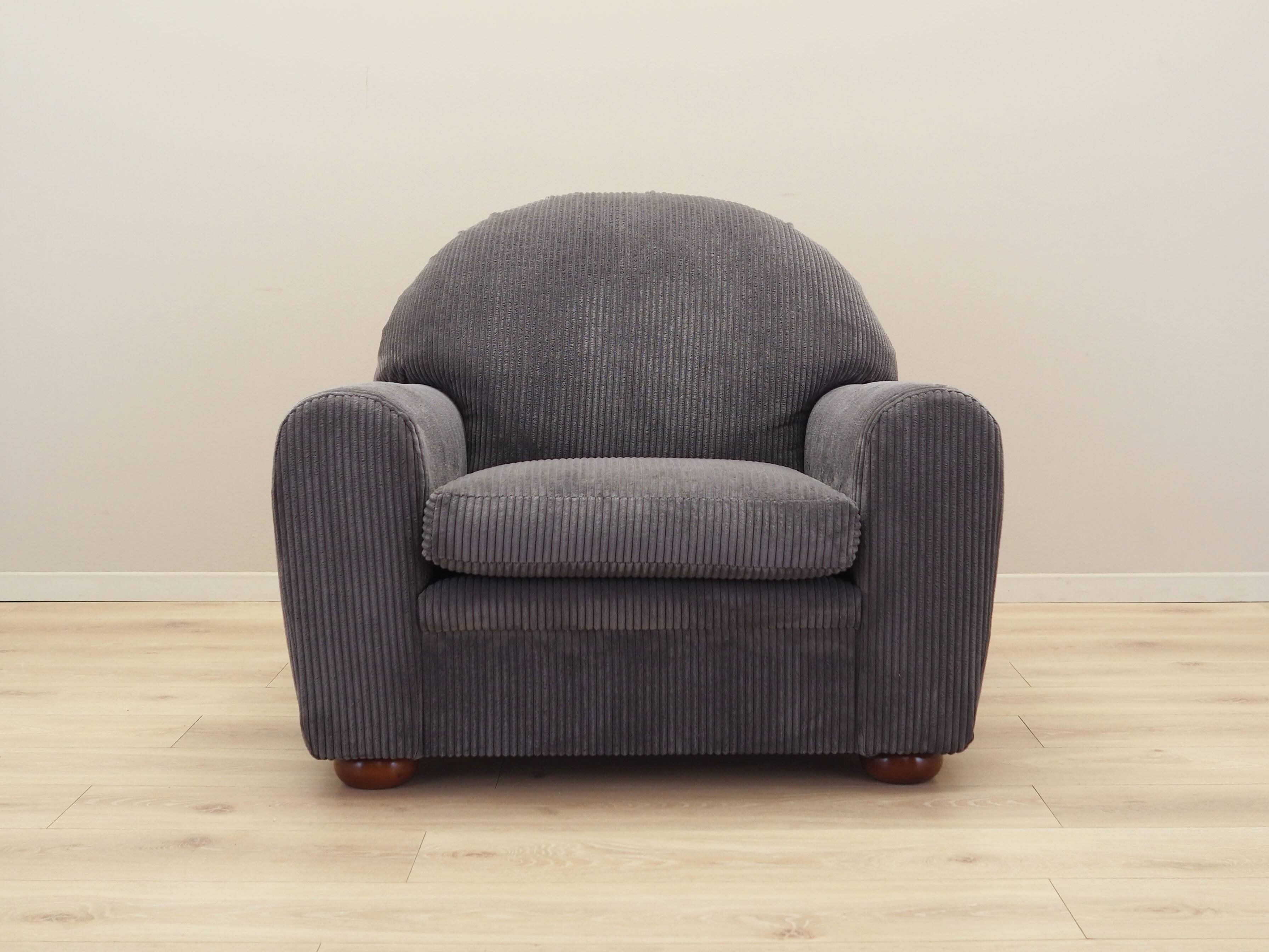 Grey velour armchair, Italian design, 1980s, production: Italy