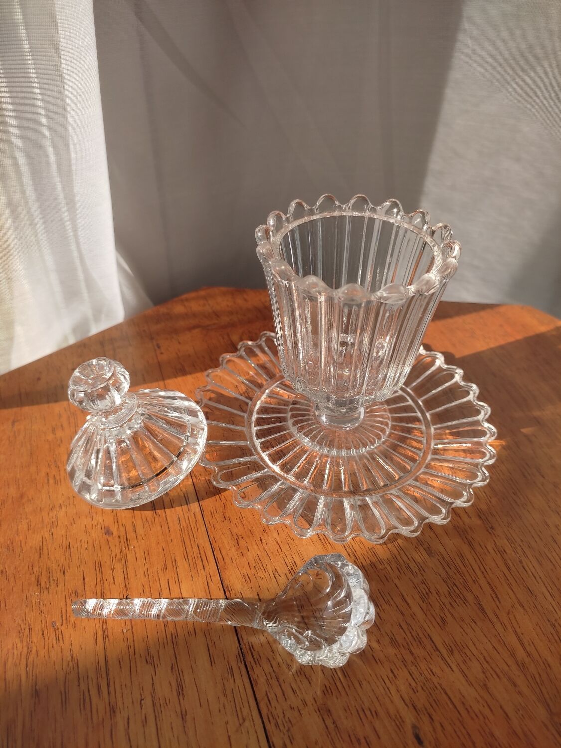 Baccarat crystal mustard