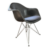 Vintage Eames DAR armchair – Herman Miller / Fehlbaum production