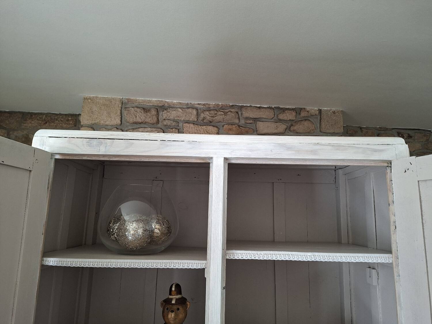 1950s Parisian wardrobe