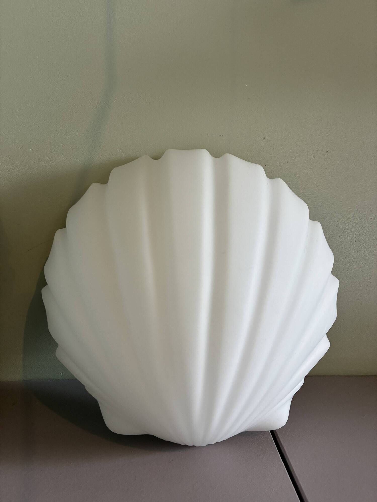 Two wall sconces in opal glass in the shape of seashells, Germany 1970