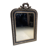 Mirror with moldings
