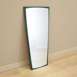 Miroir dans un cadre en pin, design danois, années 1970, production : Danemark