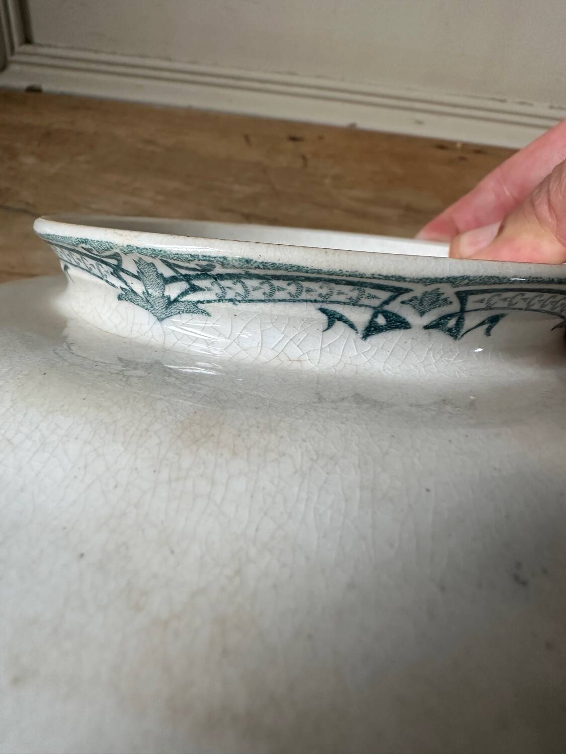 Dish on foot, Creil and Montereau 2