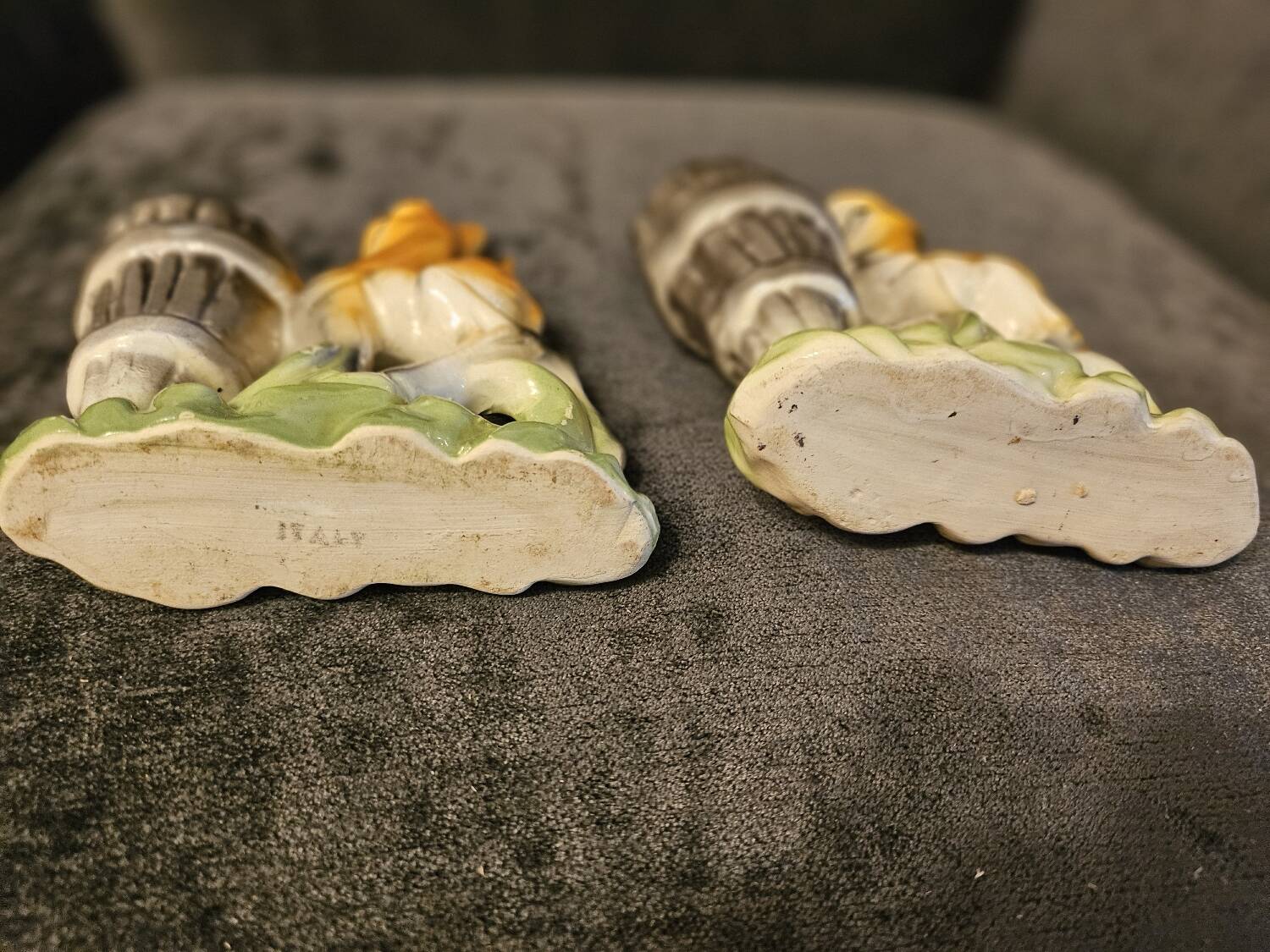 Pair of deer trinkets