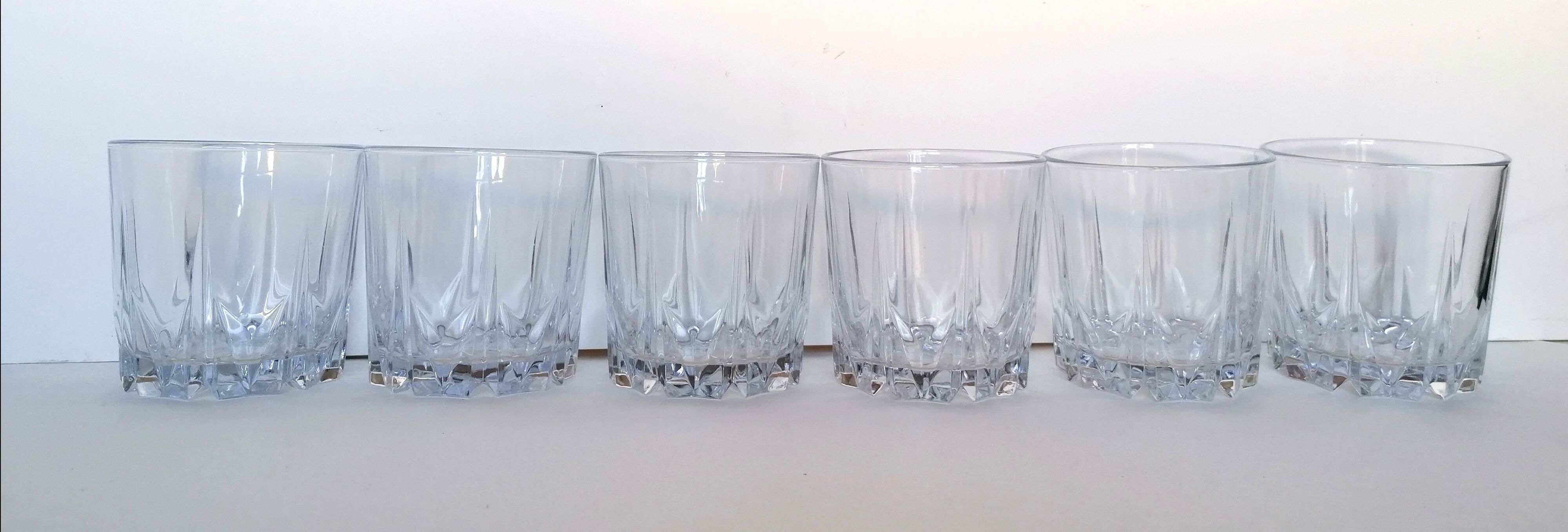 Set of 6 whiskey glasses