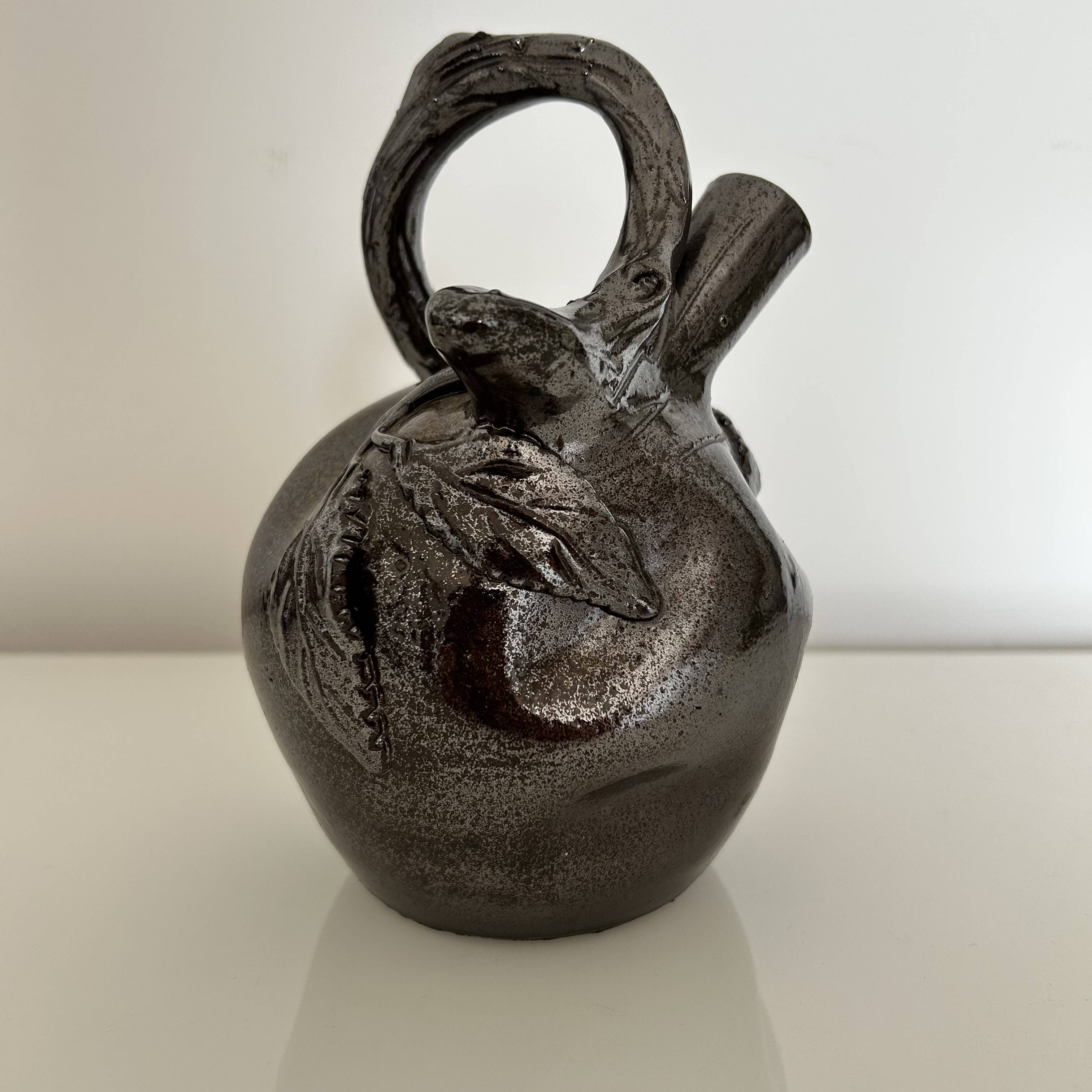 Clay vine jug