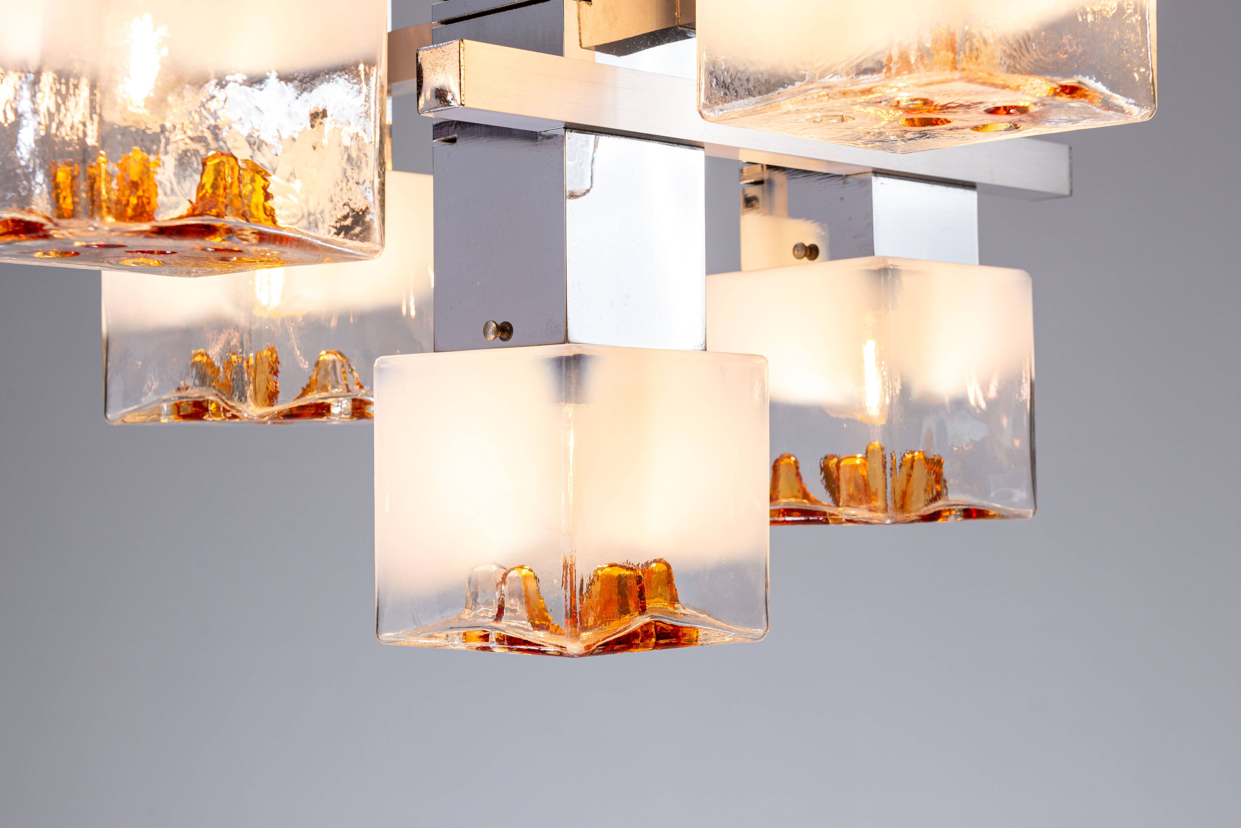 Lustre cubique conçu par Gaetano Sciolari pour AV Mazzega, Italie, années 1970