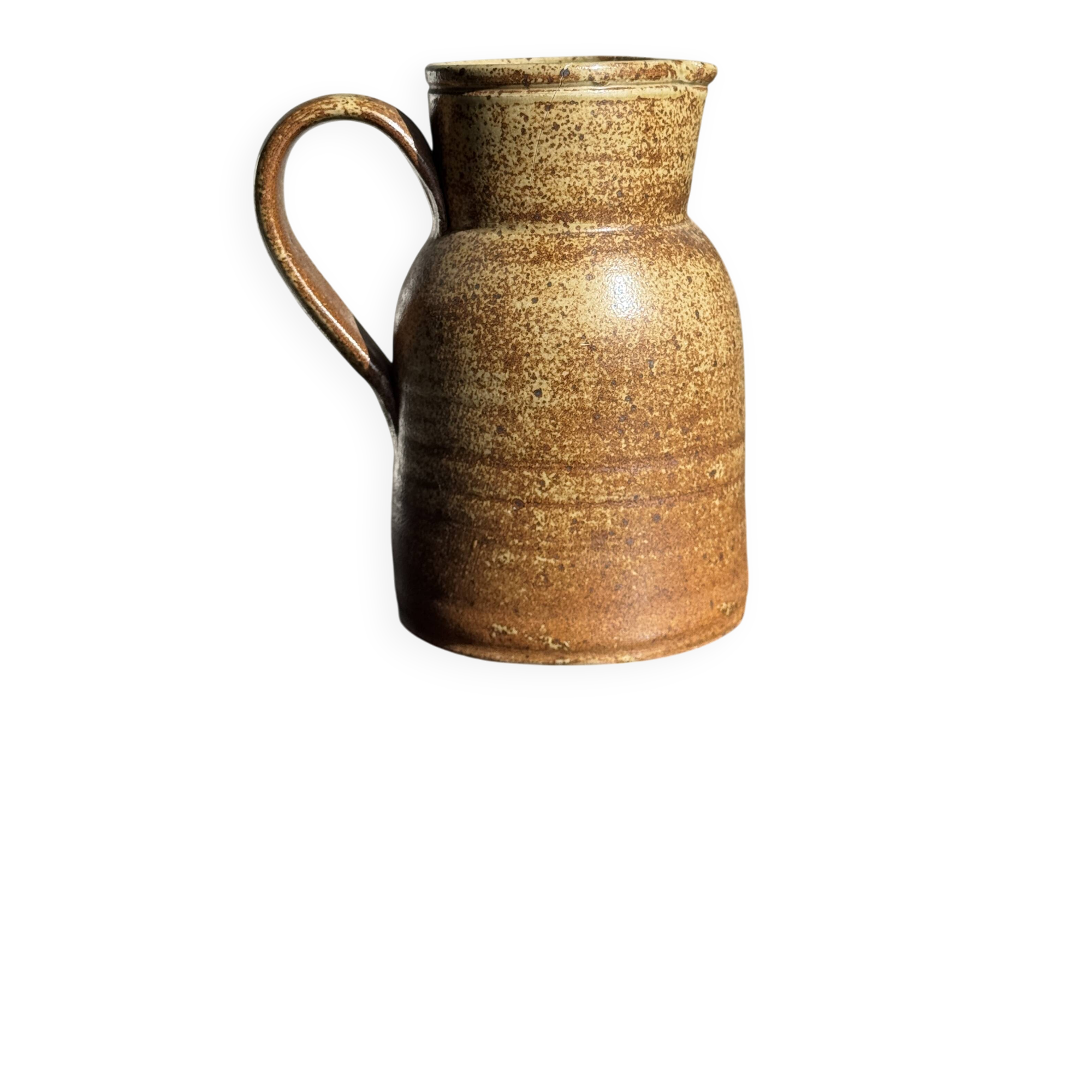 Large speckled stoneware jug, no brand underneath H21.